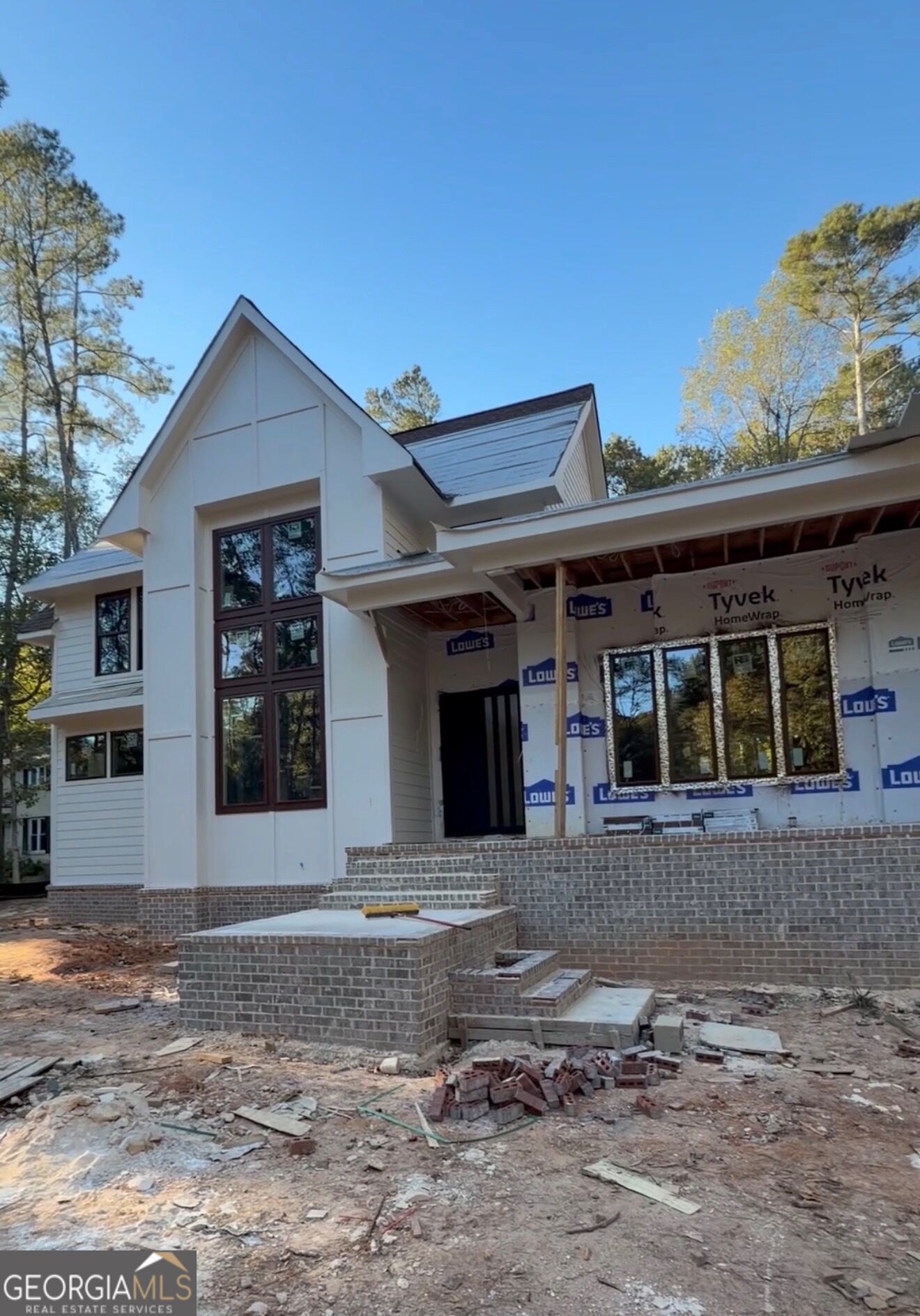 345 Thornton Dr — photo