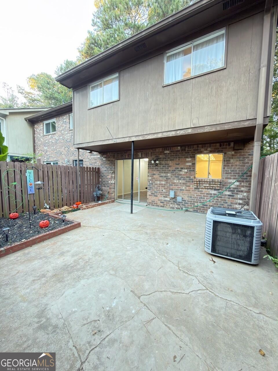 722 Garden View Dr — photo