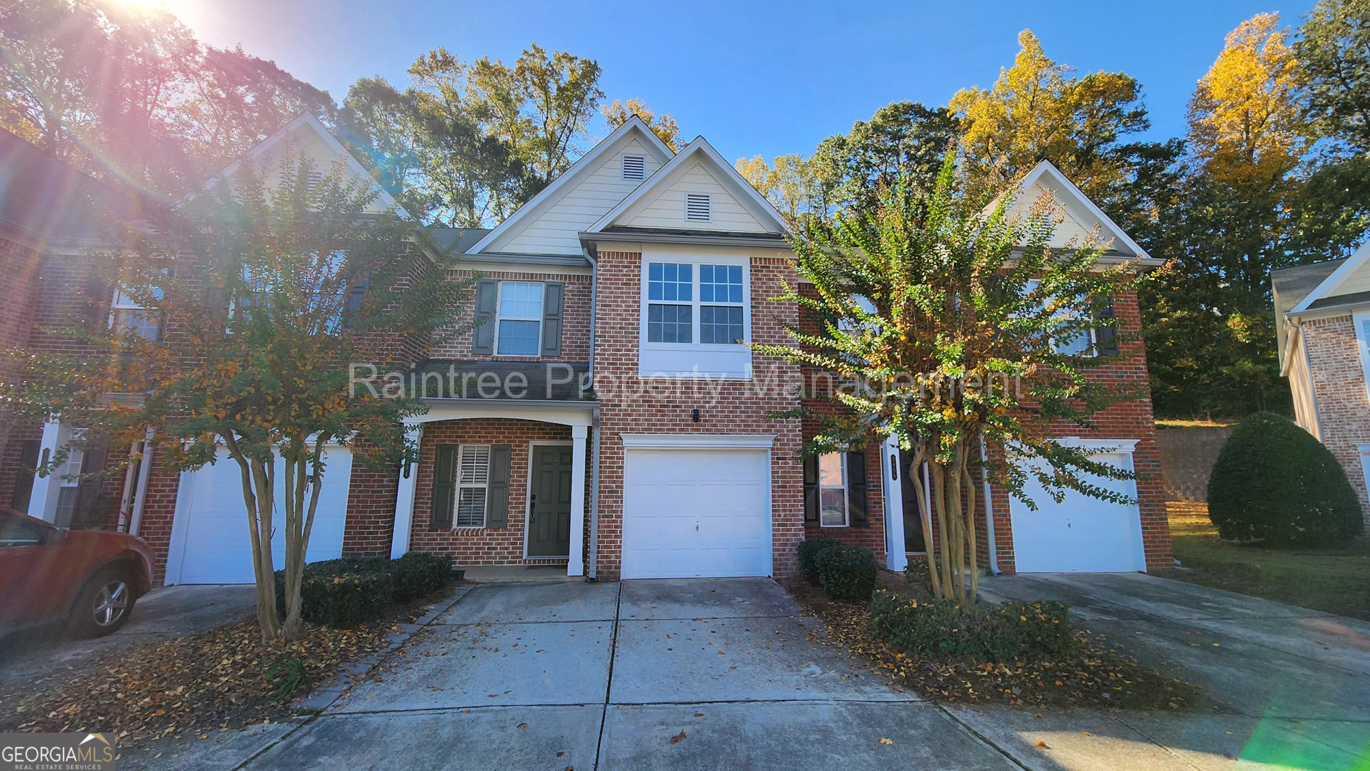 3854 Pleasant Oaks Dr — photo
