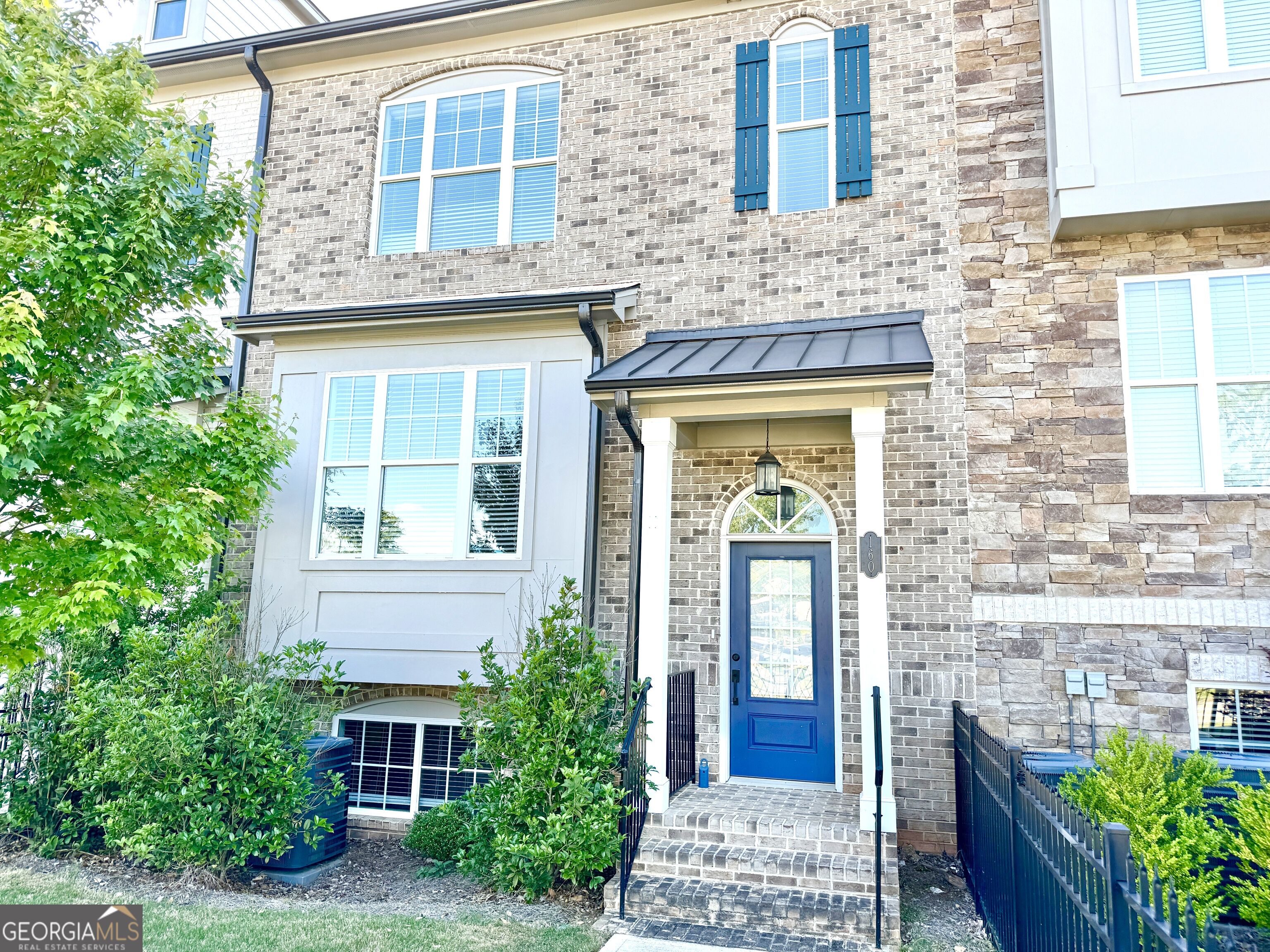 160 Wren Dr — photo