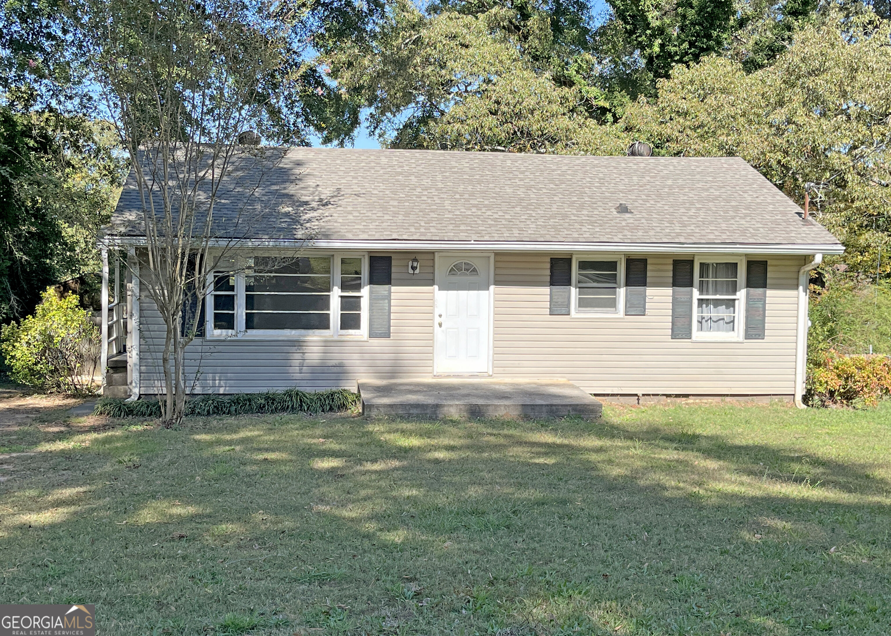 9 Wisteria Dr SE — photo