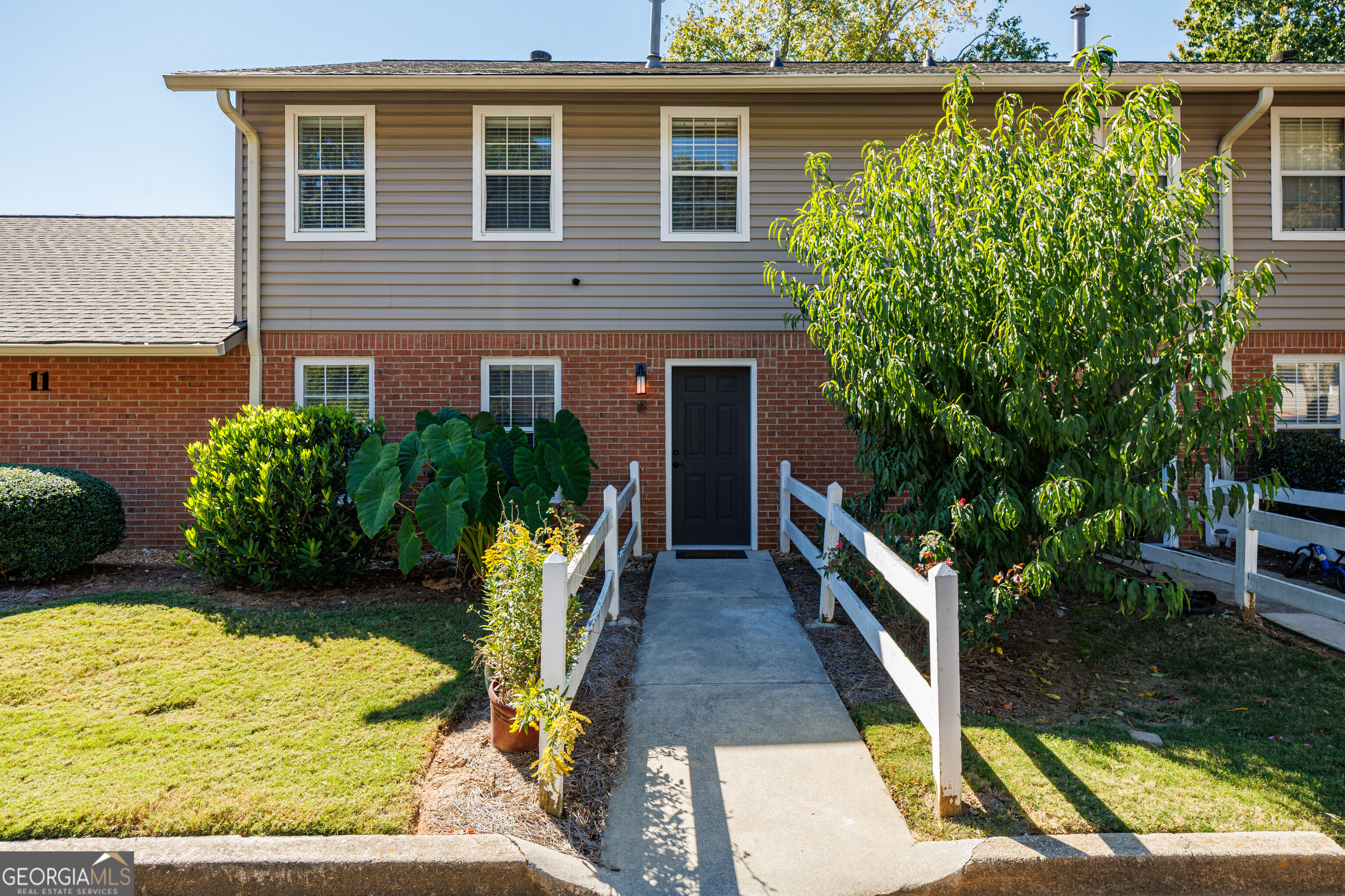 7750 Roswell Road Unit 11B — photo