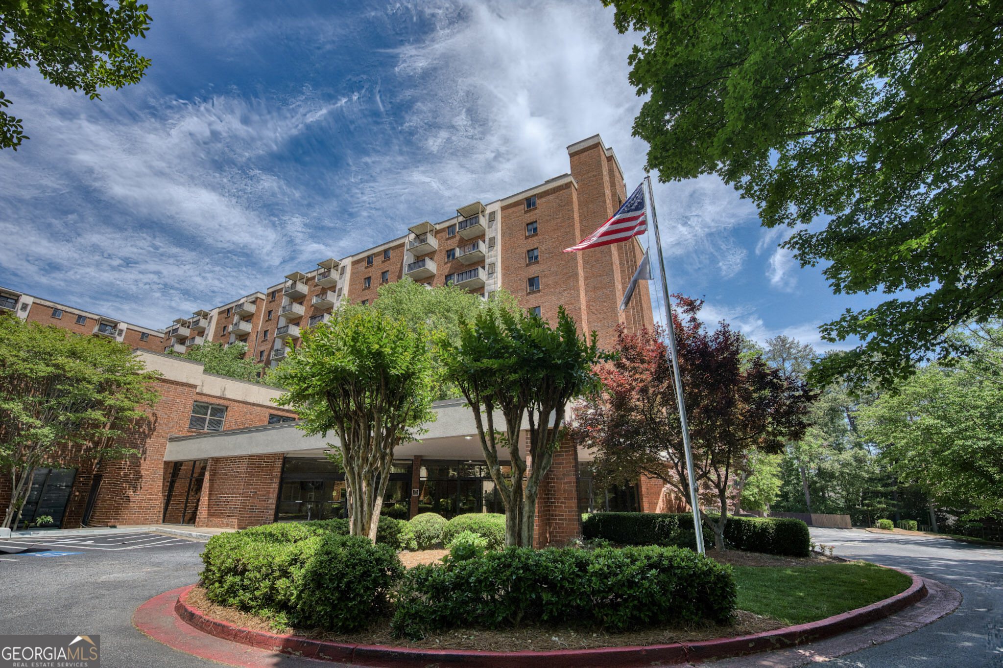 300 Johnson Ferry Rd NE Unit B512 — photo