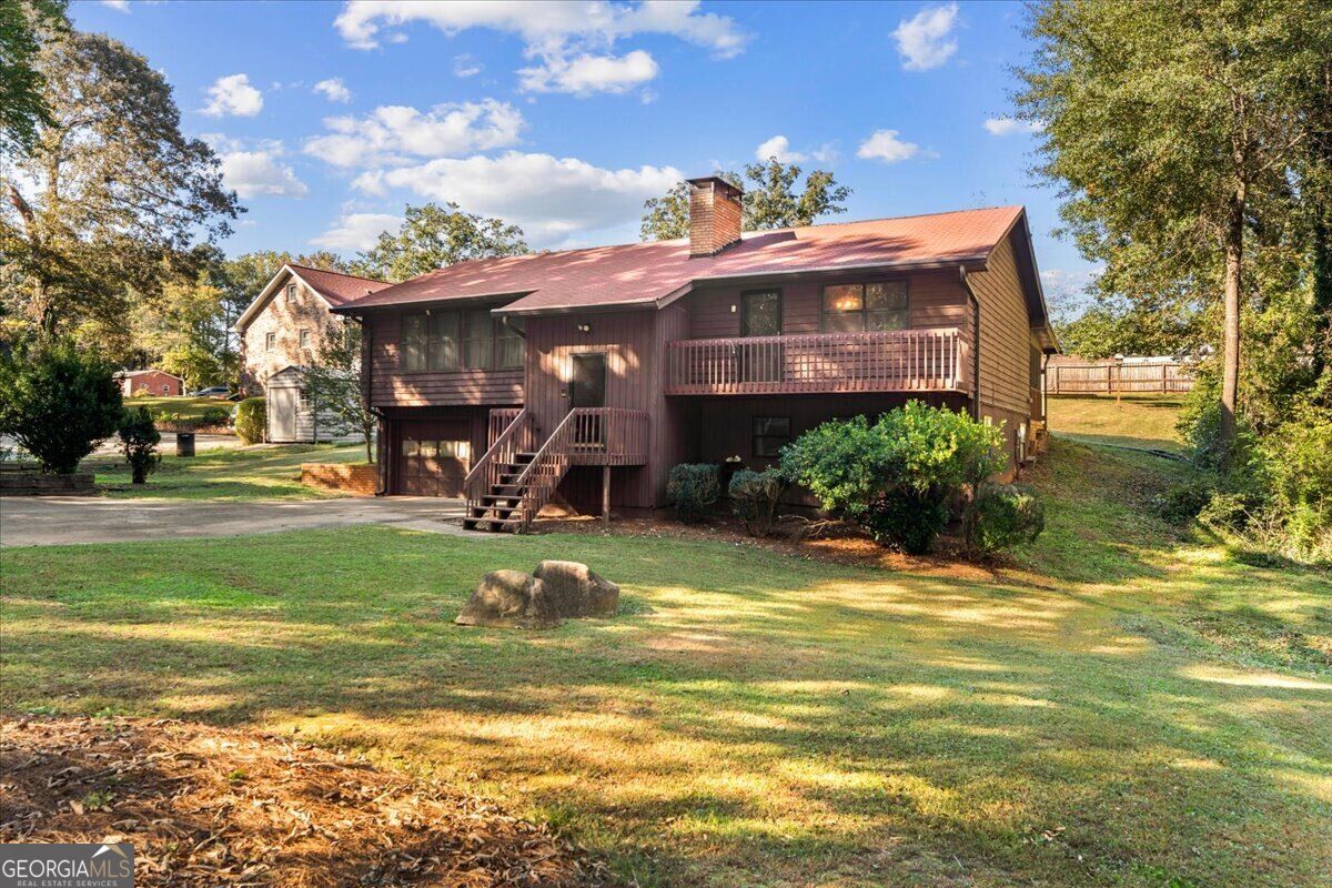 2811 Deerfield Dr — photo