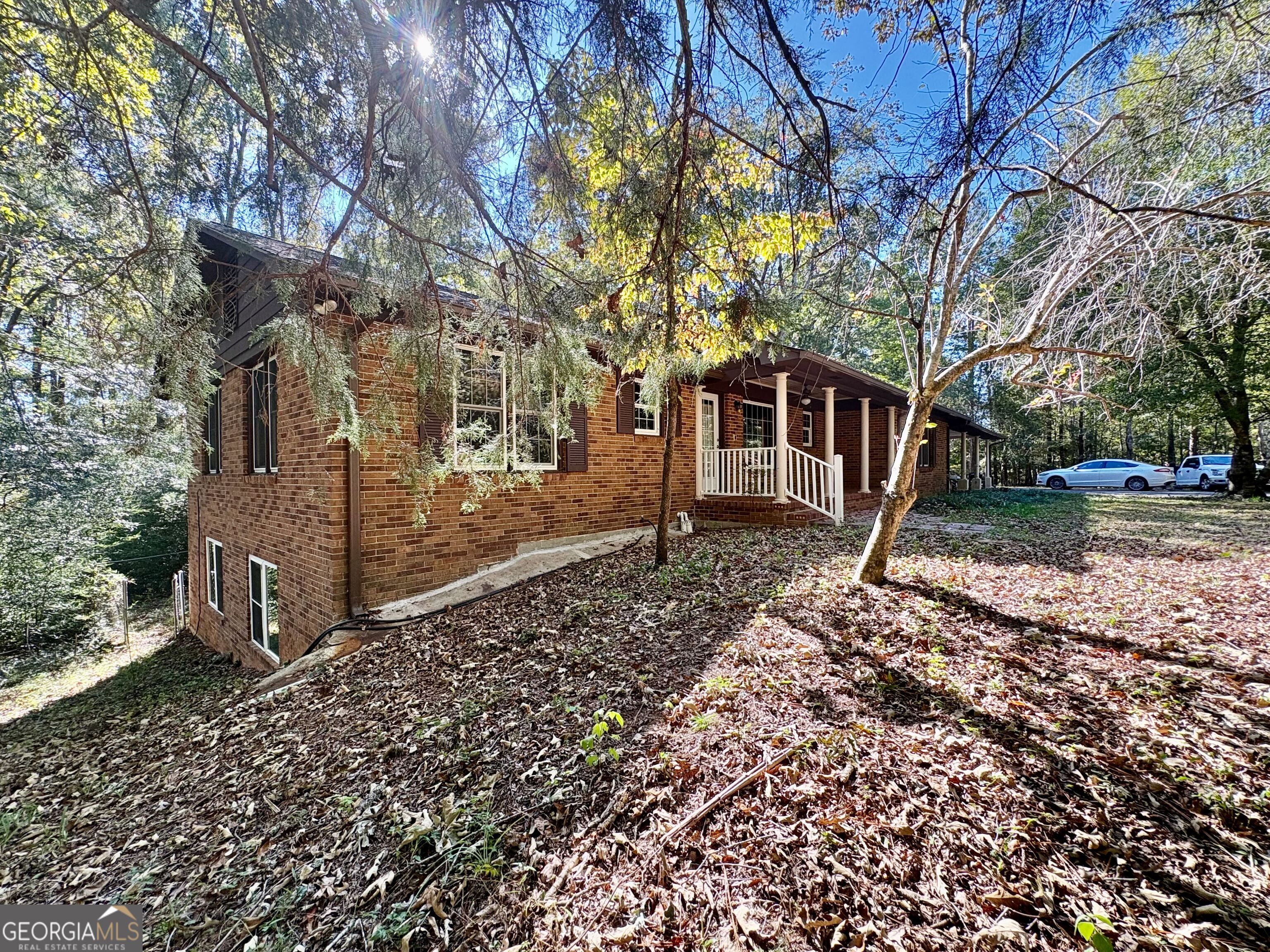 207 Carnation Dr — photo