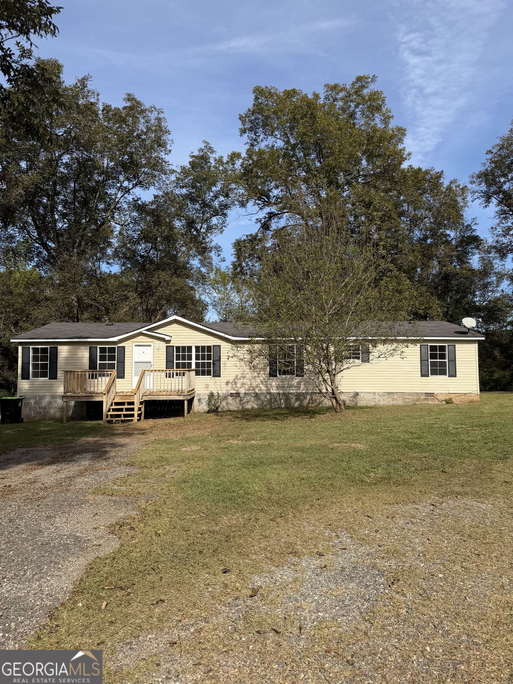 526 Lawrence Rd — photo