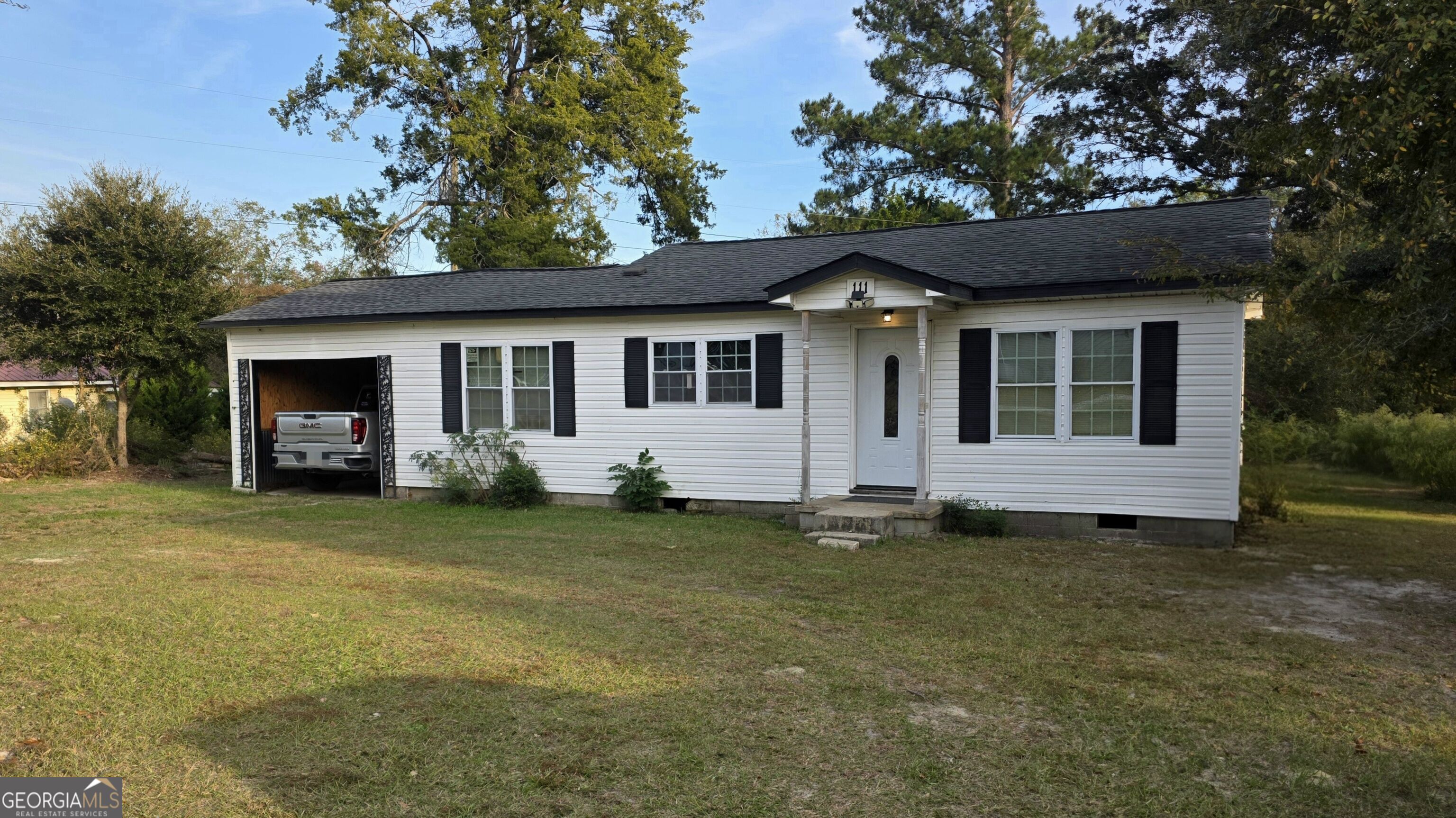 111 Ponderosa Rd — photo