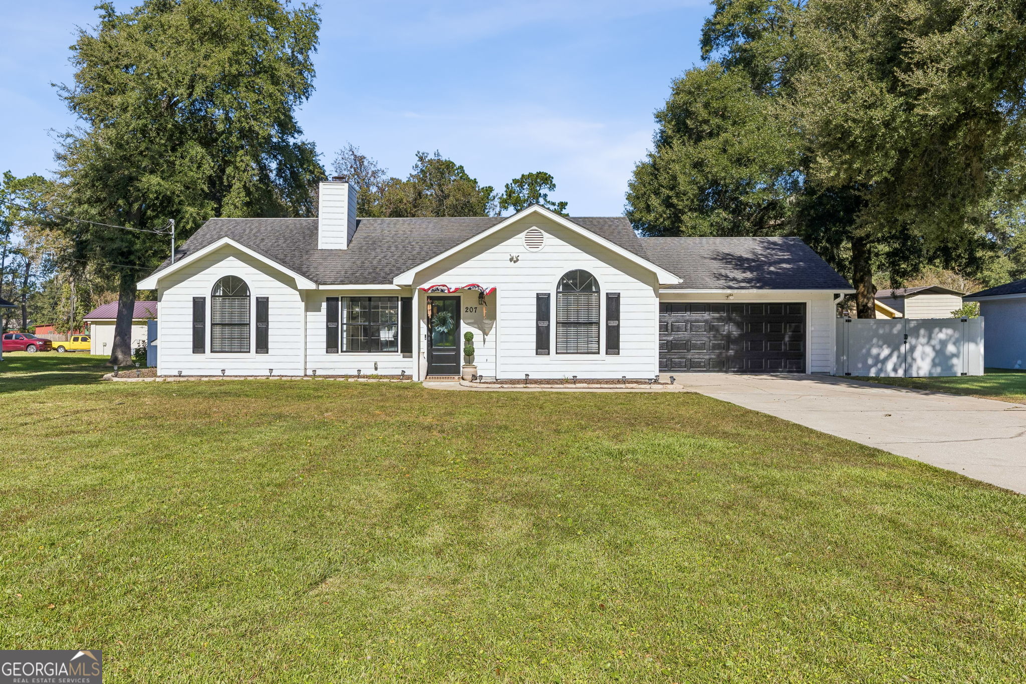 207 Glen Meadows Cir — photo