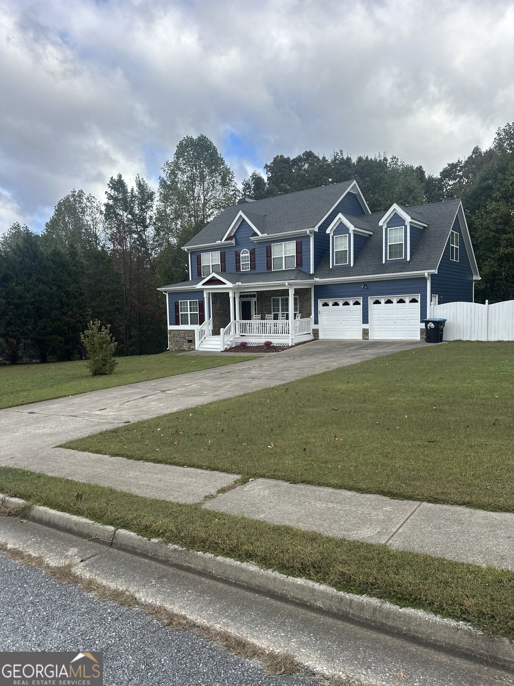 81 Stonebrook Dr — photo