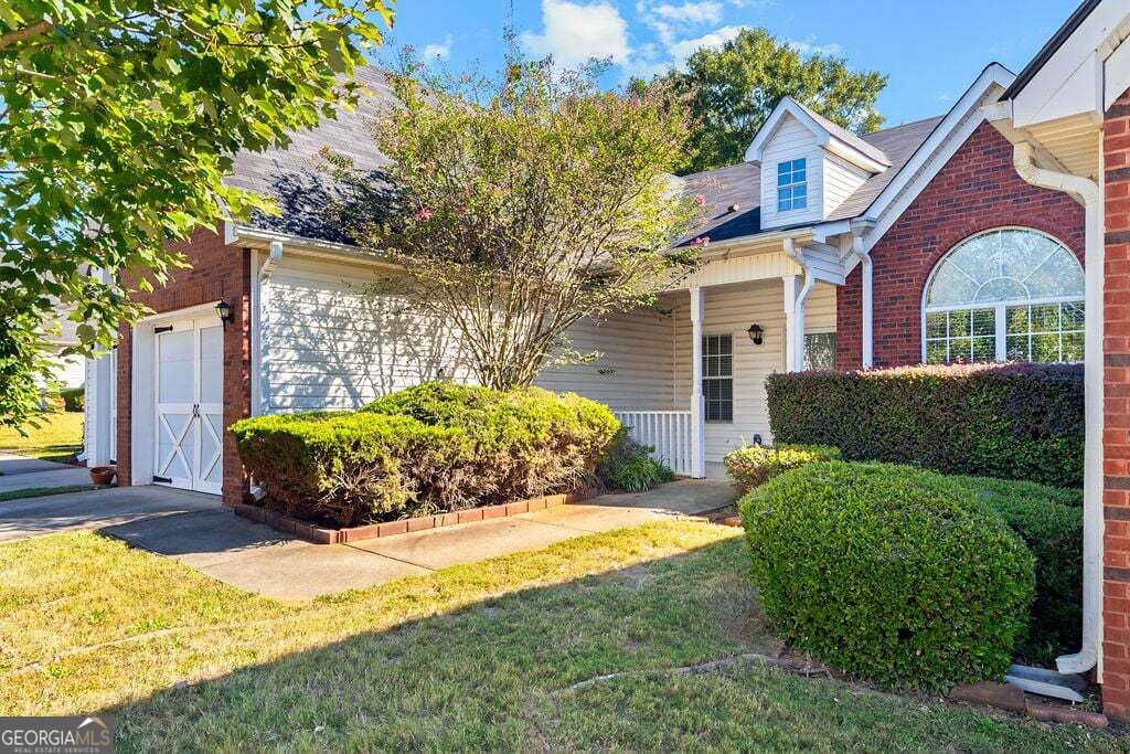 435 City Park Dr — photo