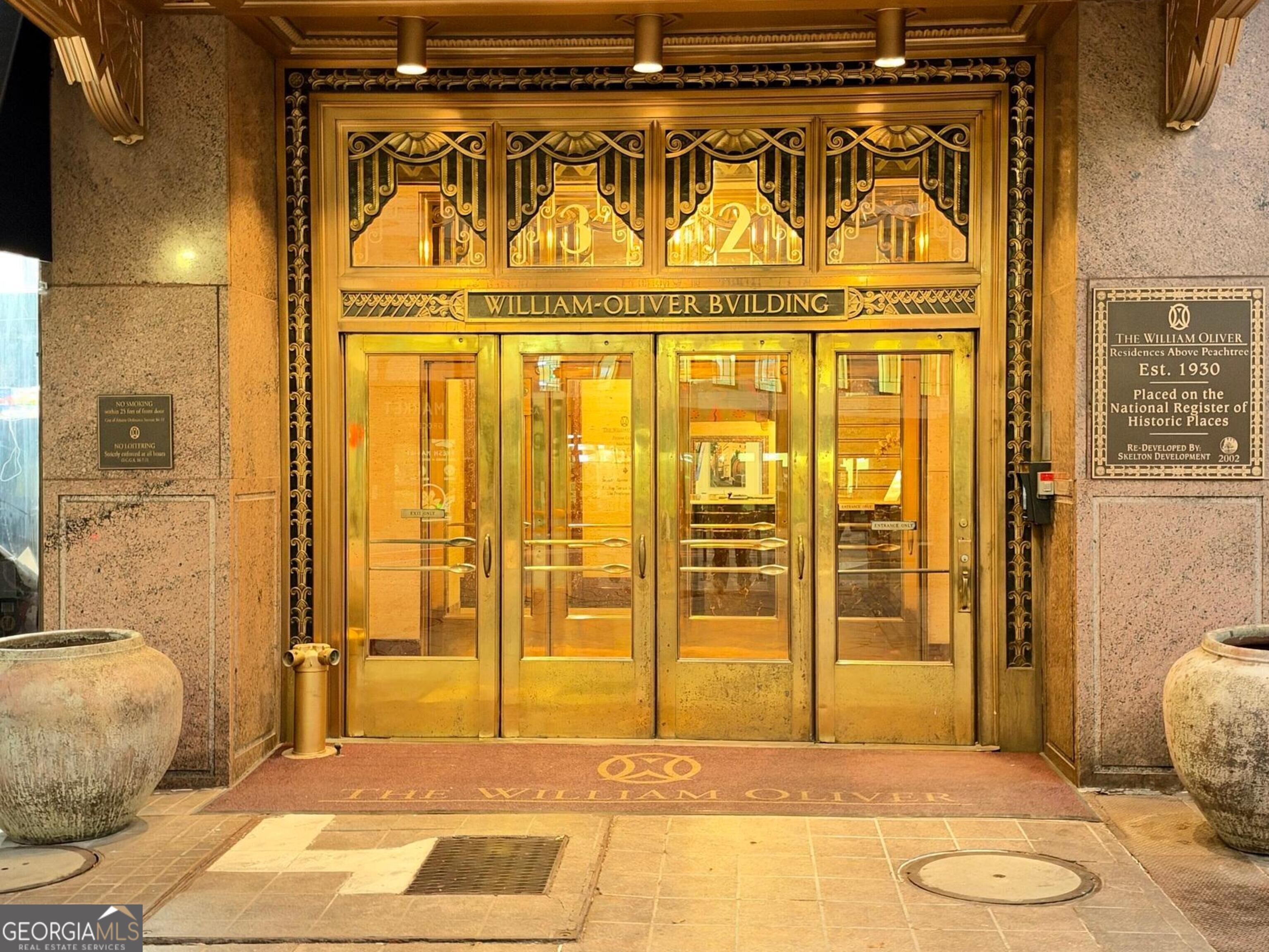 32 Peachtree St NW Apt 302 — photo