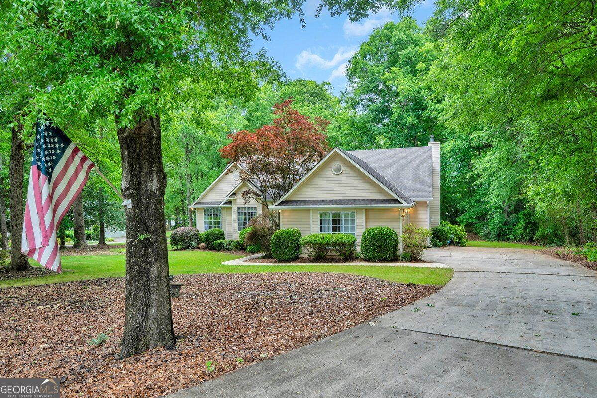 65 Pointe View Ct — photo