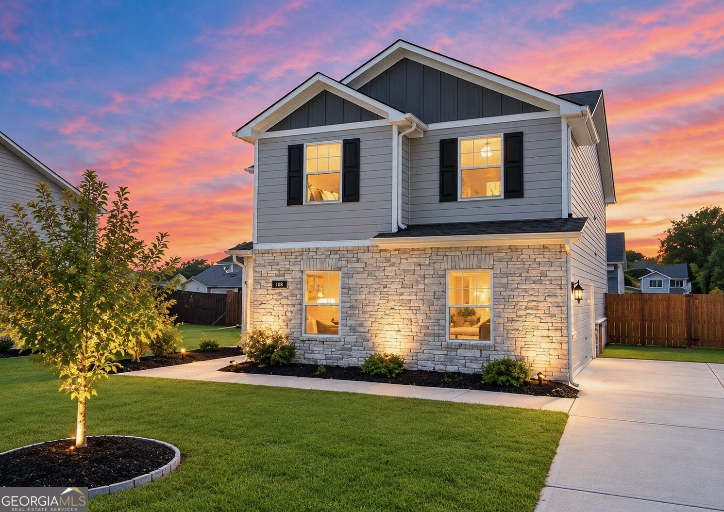 575 Meadows Farm Dr — photo