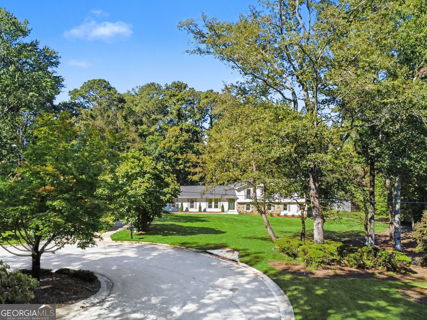 3852 Chattawood Dr NW — photo