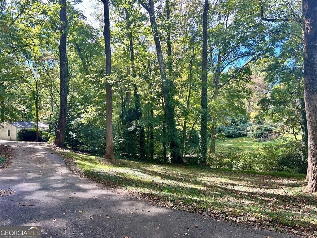 605 Kirk Rd — photo