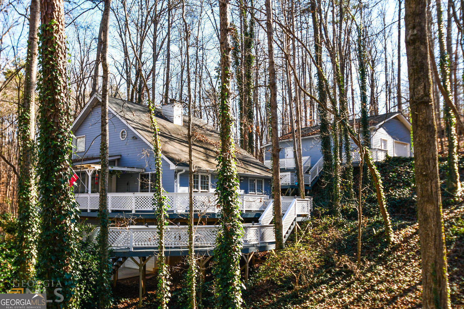 4049 Skyline Dr — photo