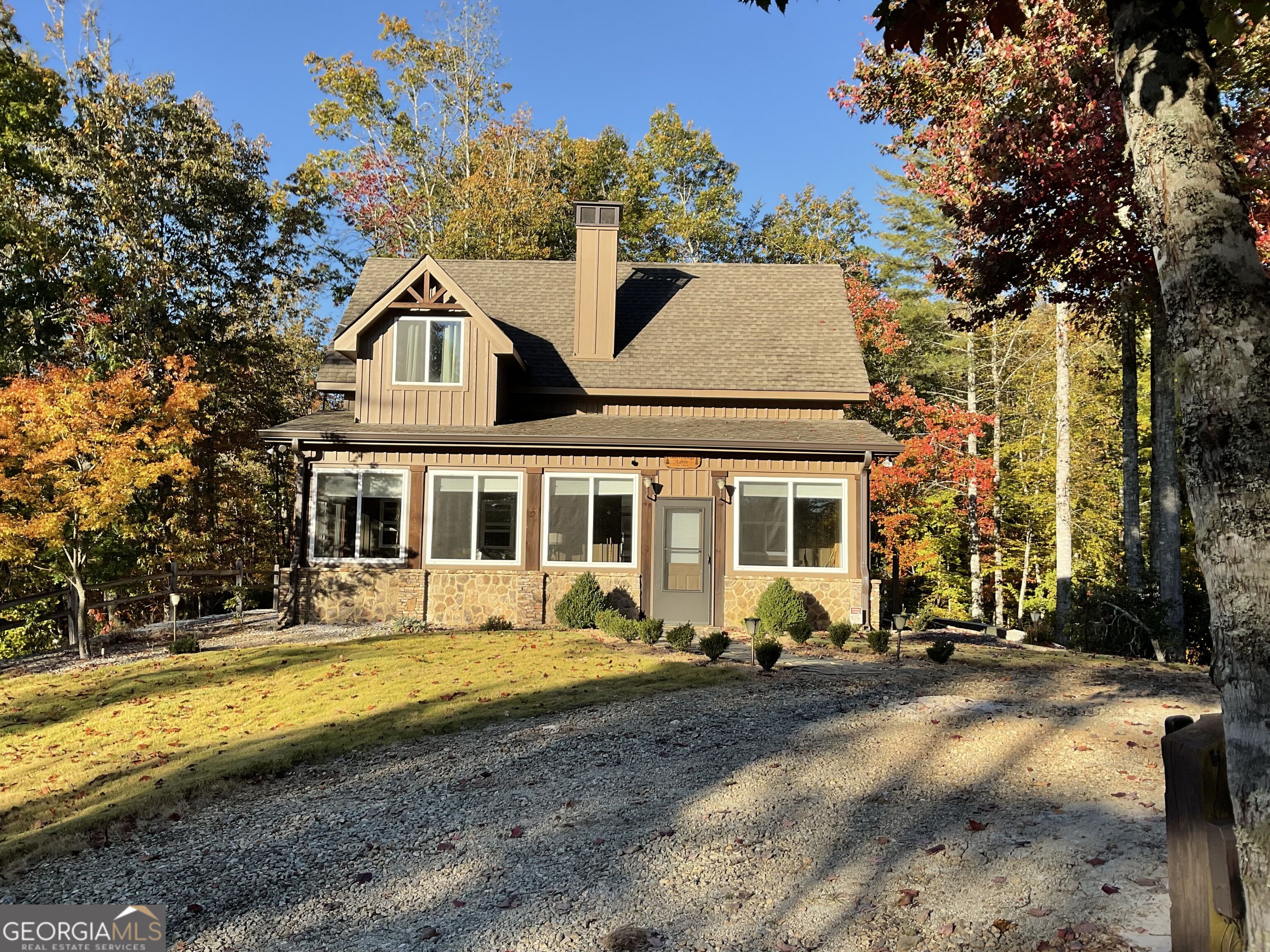 4175 Persimmon Road — photo
