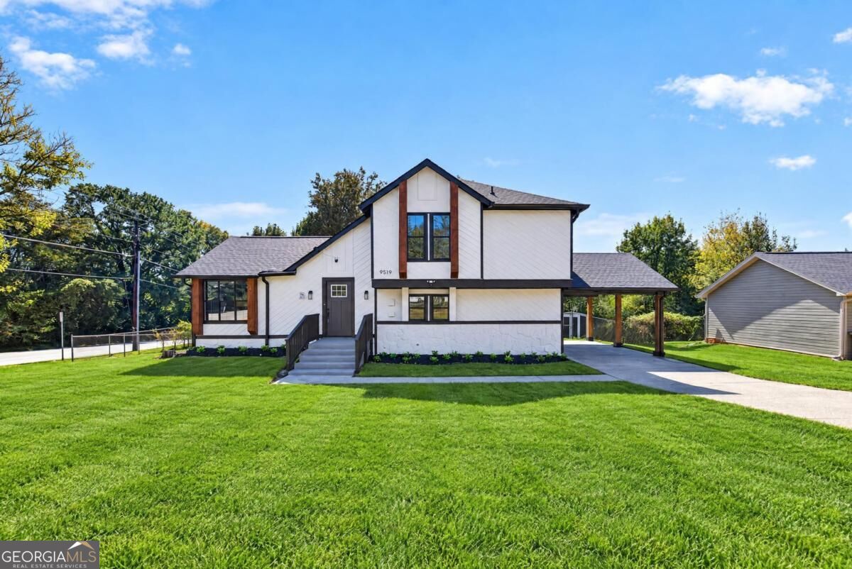 9519 Forest Knoll Dr — photo