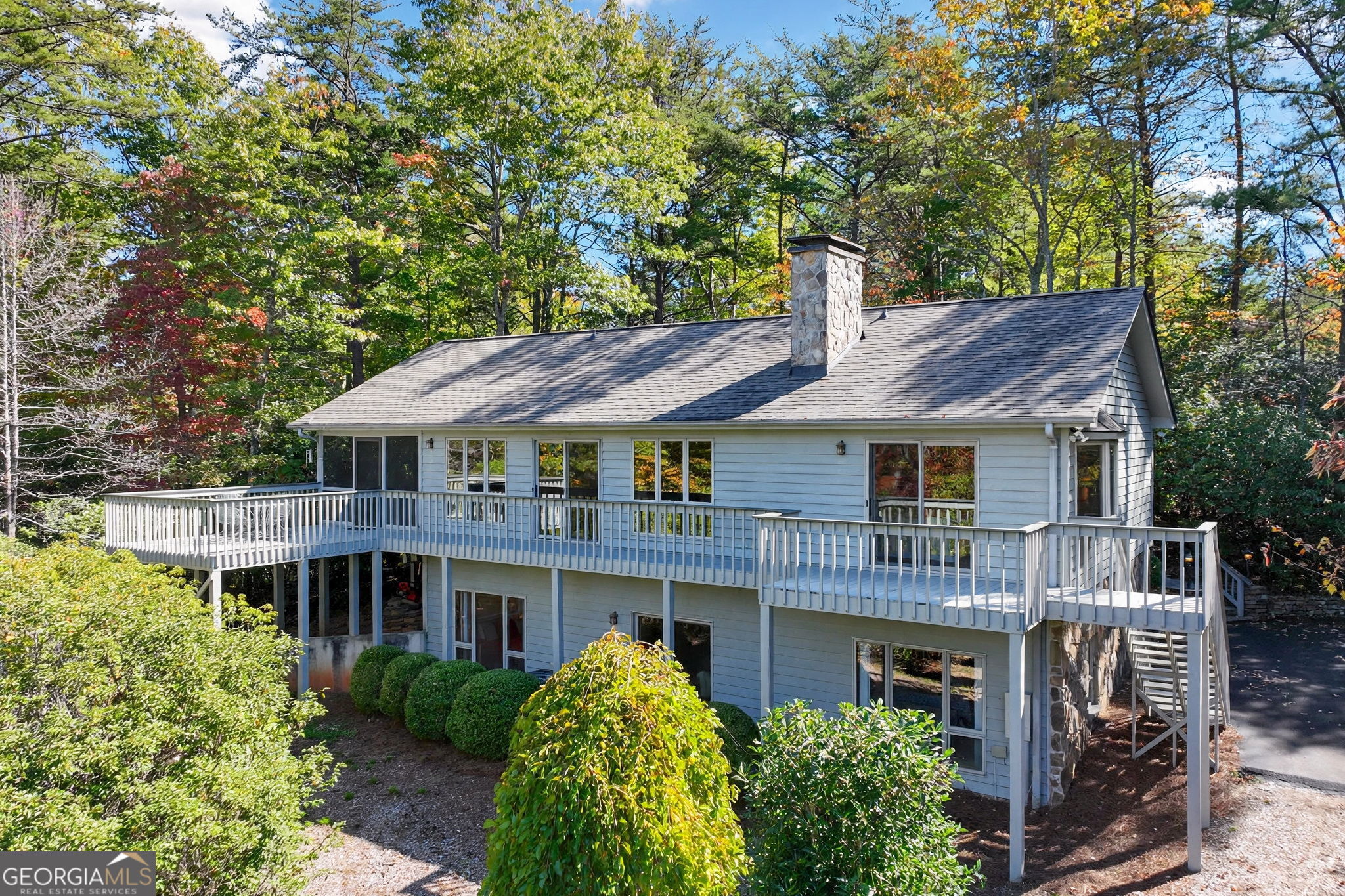 545 Pinecrest Rd — photo