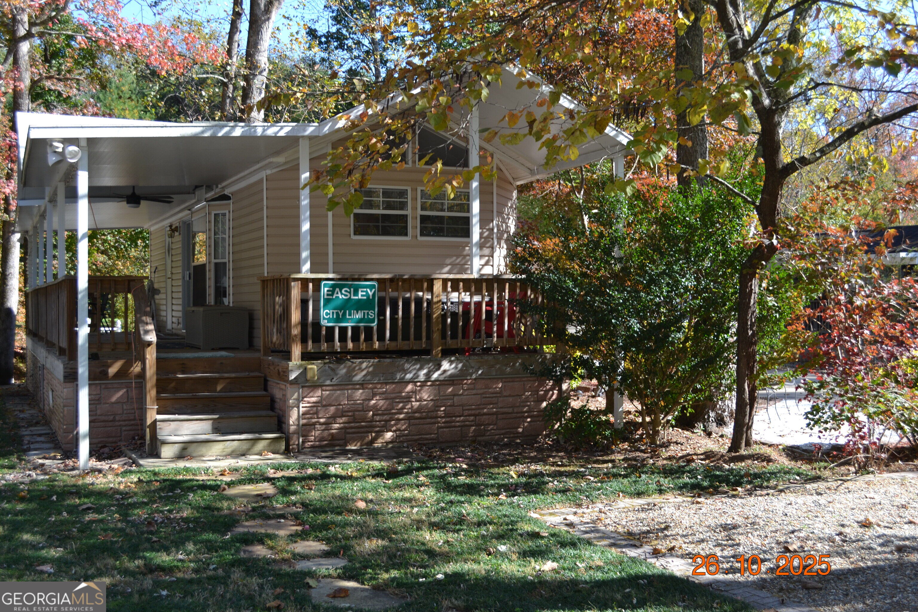 120 Creekview Drive — photo