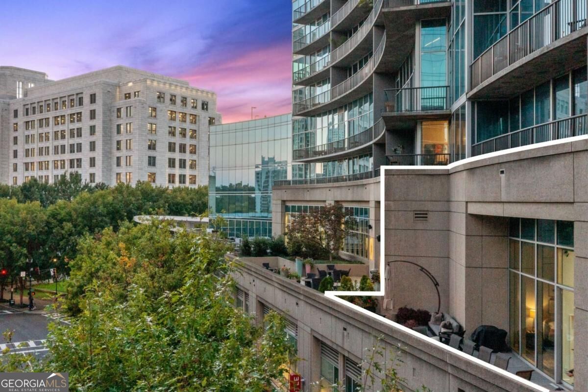 1080 Peachtree St NE Unit 405 — photo