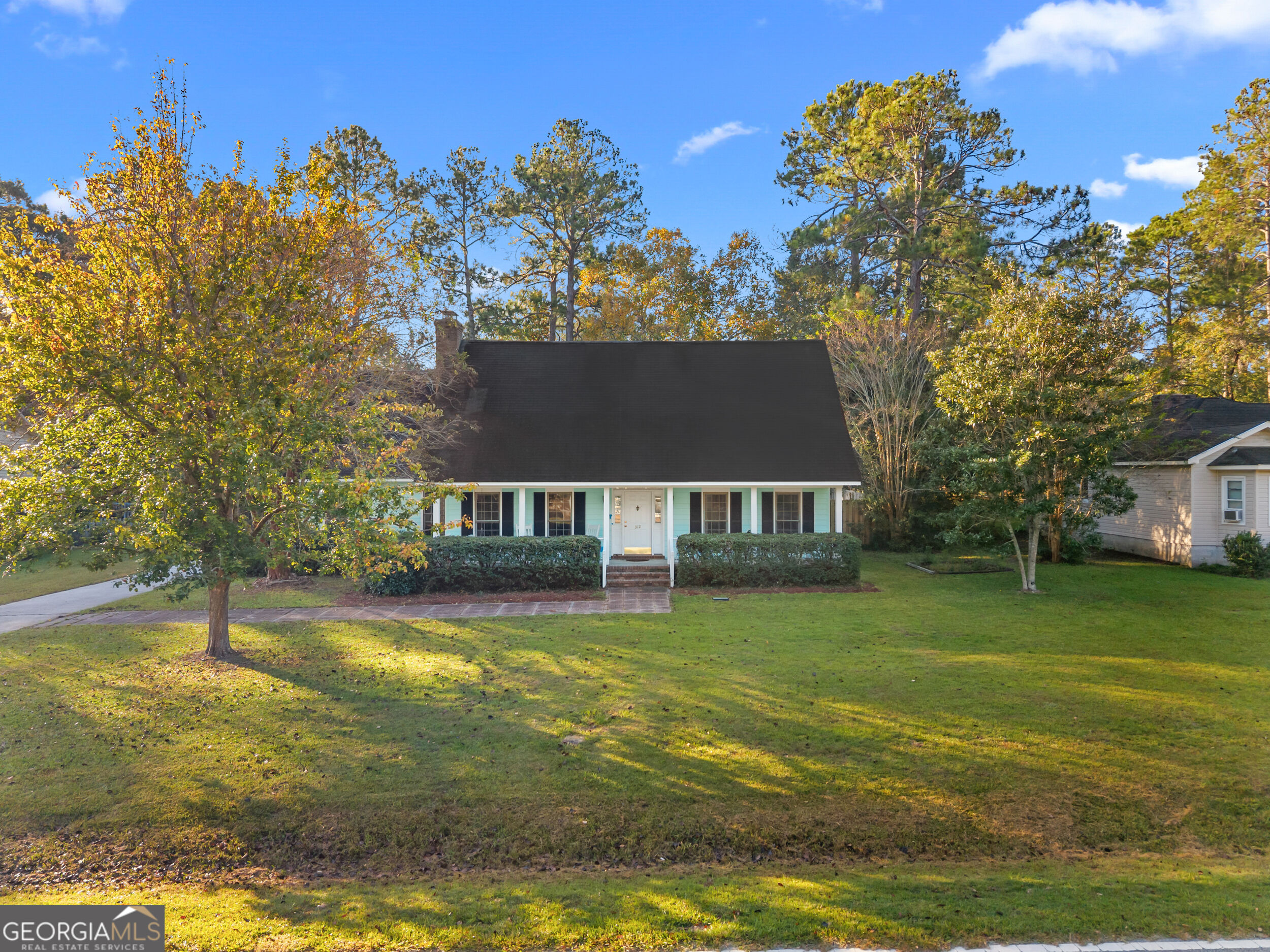 312 Rogers Rd — photo