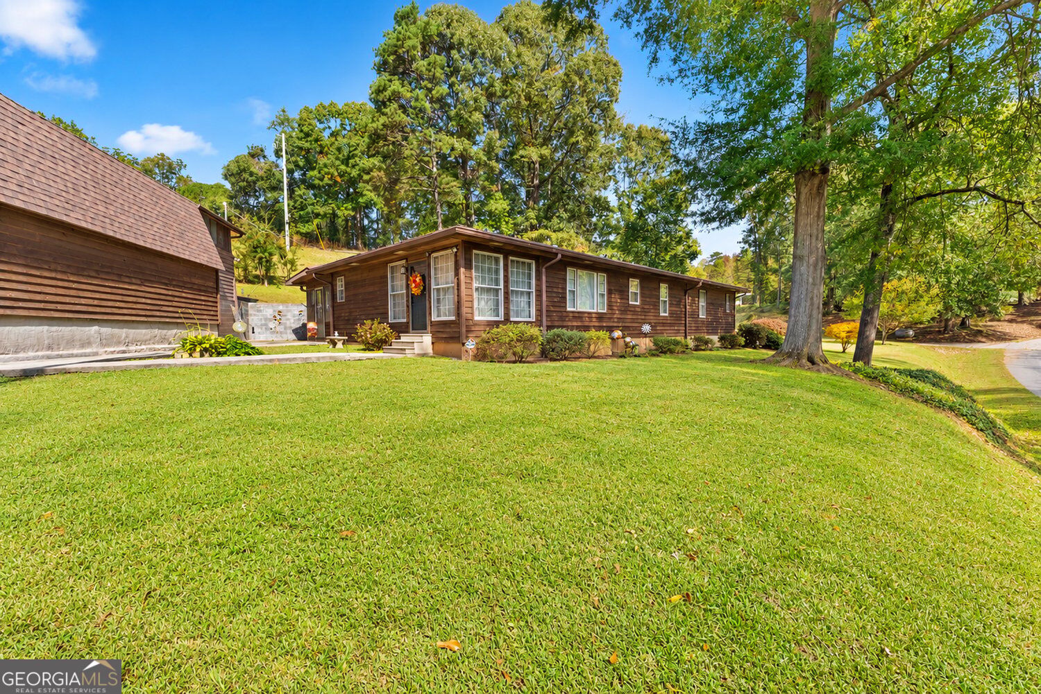 2820 Fish Pond Road, Gainesville, GA 30507 — photo 2