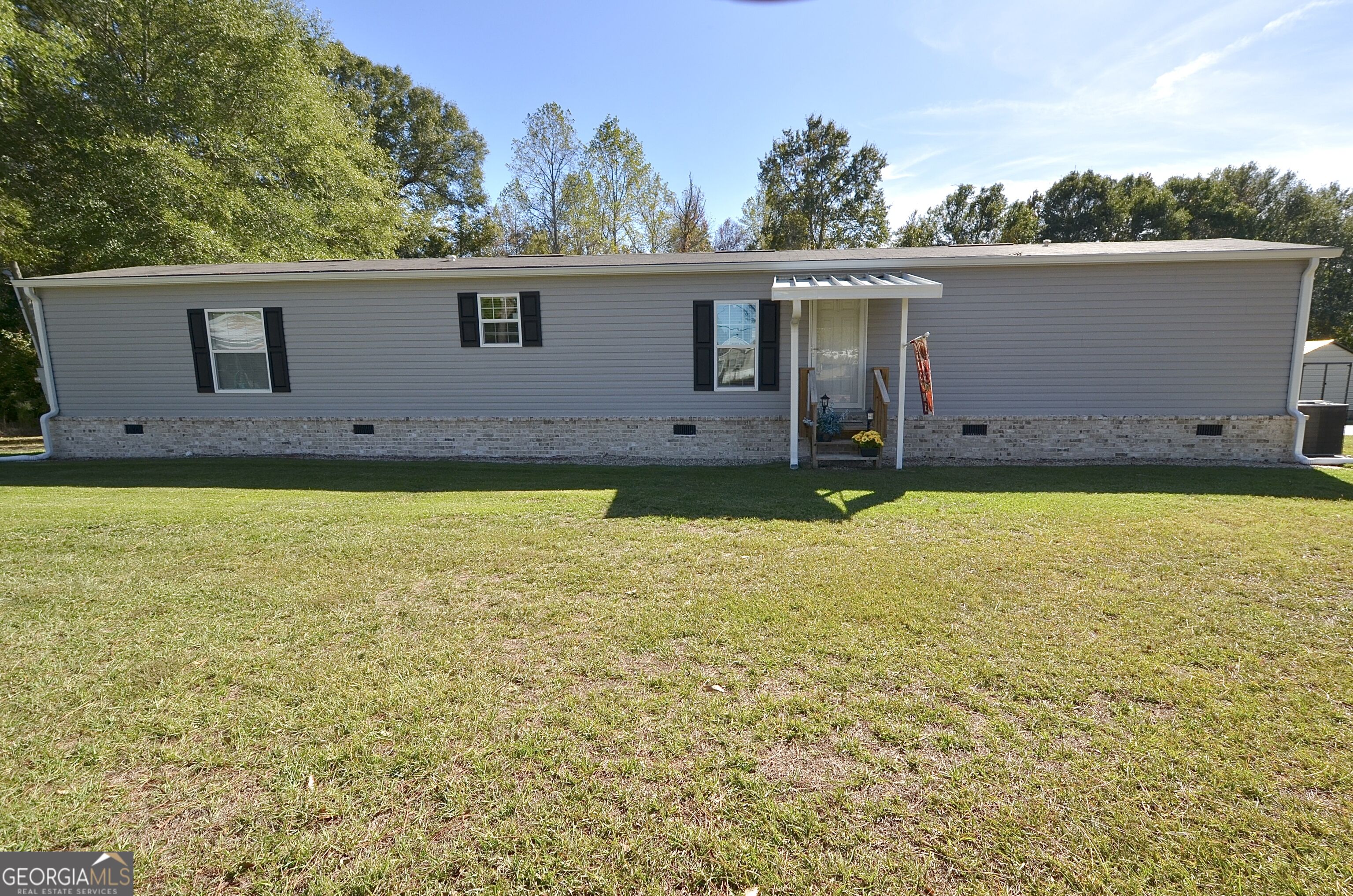 41 Grace Dr — photo