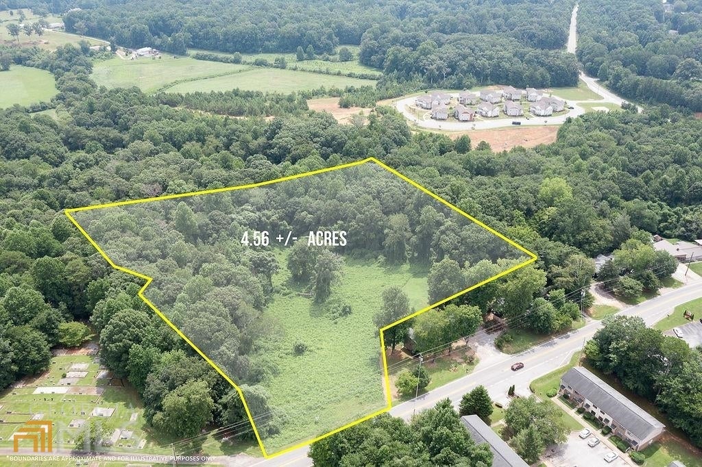 1562 Central Ave Tract 1 — photo