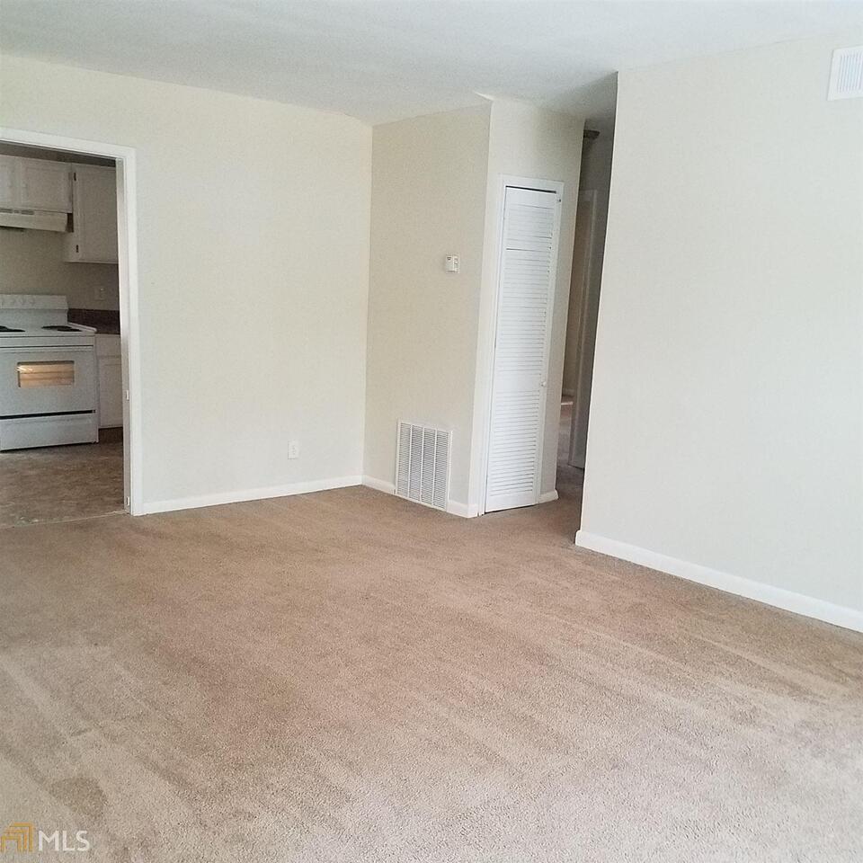 1619 Line Circle, Decatur, GA 30032 — photo 2