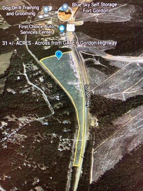 3221 Gordon Hwy — photo