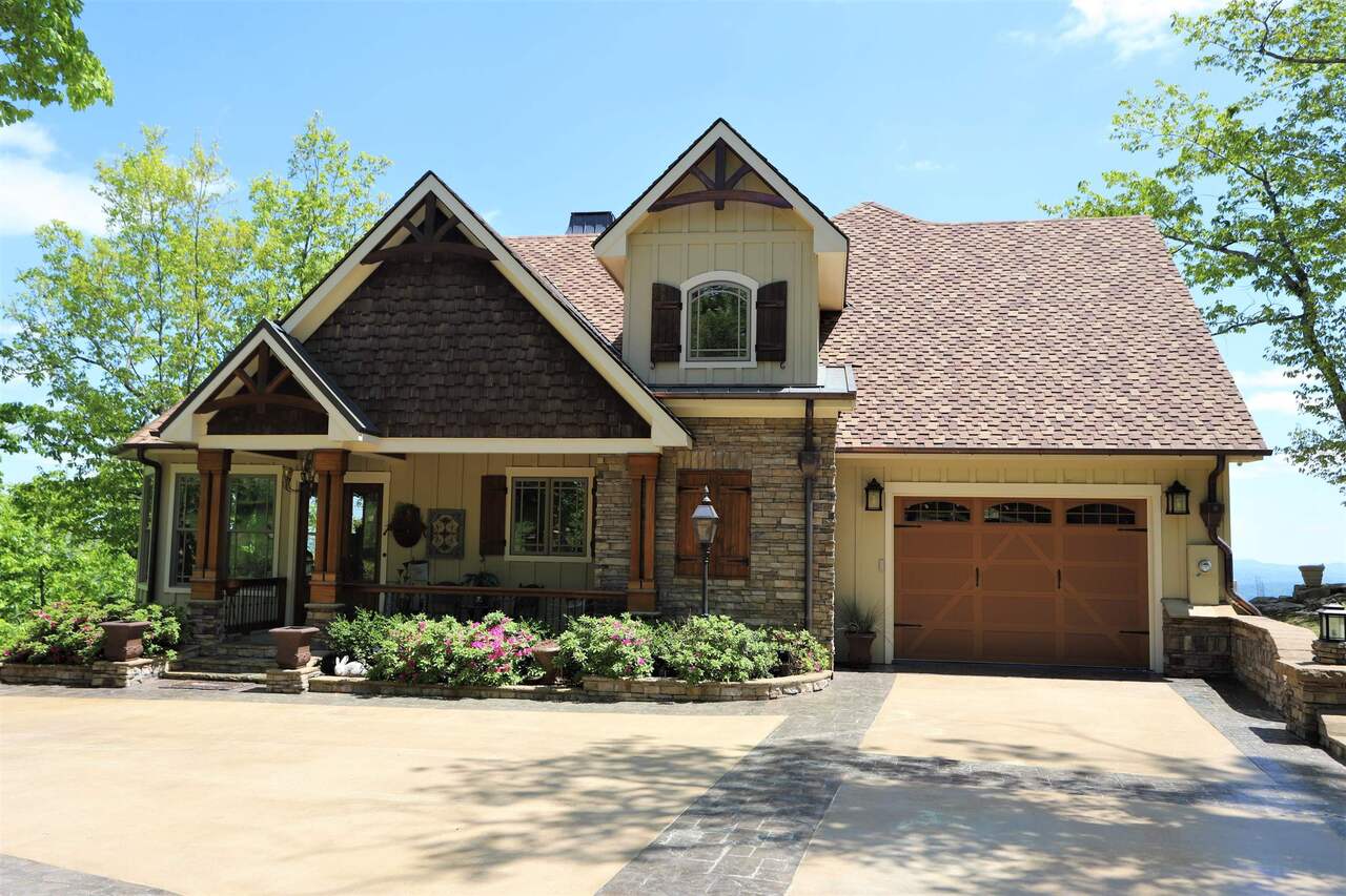 223 South Brow Dr — photo