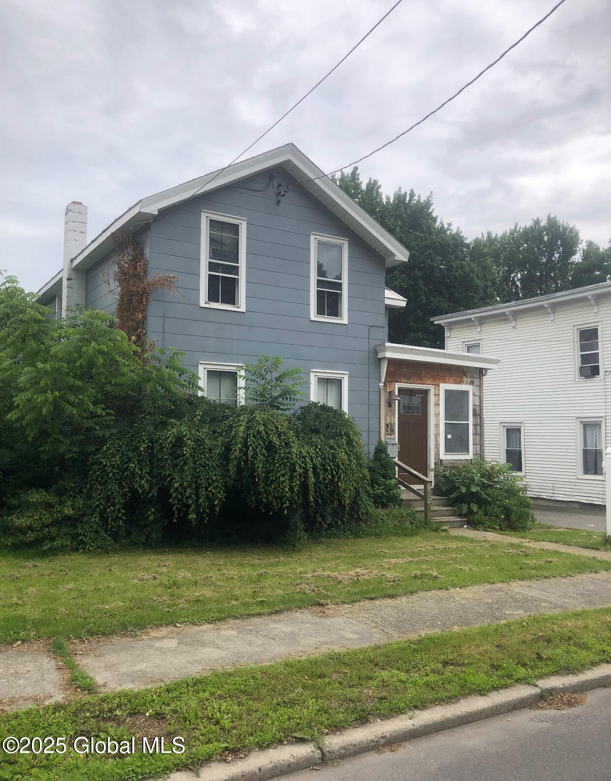 24 Wagner Street — photo