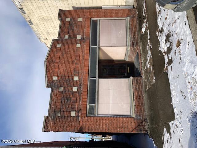 323 5th Avenue — photo