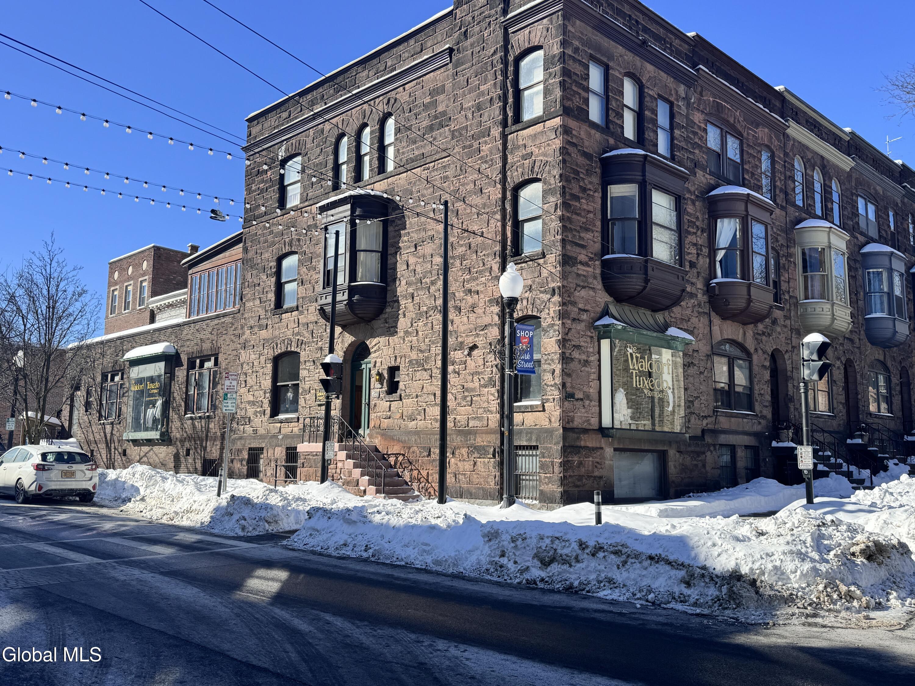 204 Lancaster Street — photo