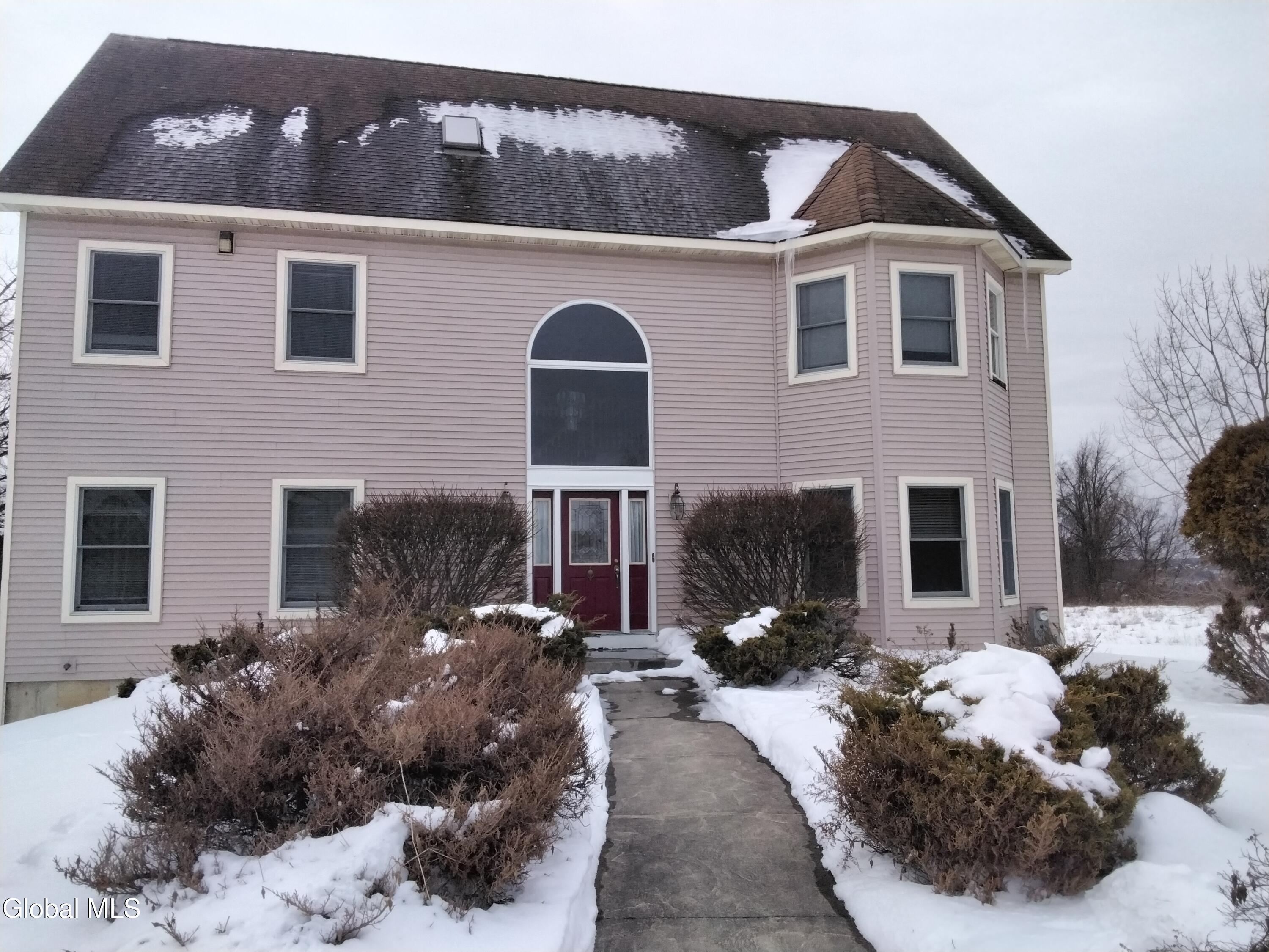 25 Ridge Drive — photo