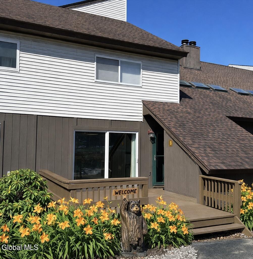 11 S Overlook Lane, Unit B — photo