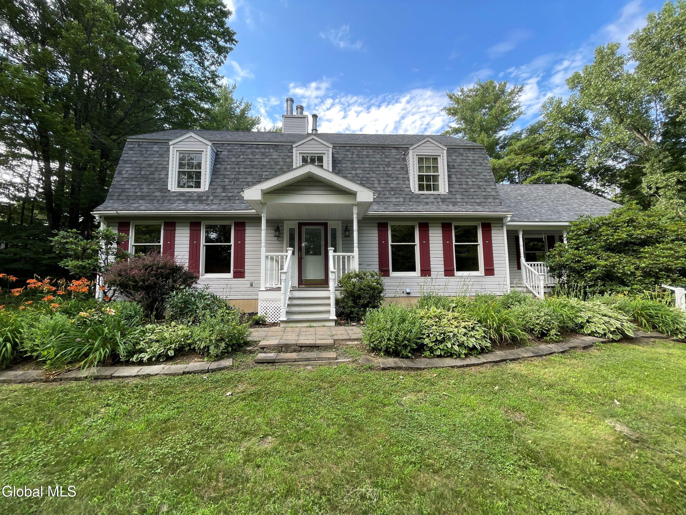 17 Johnny Cake Hollow Road — photo