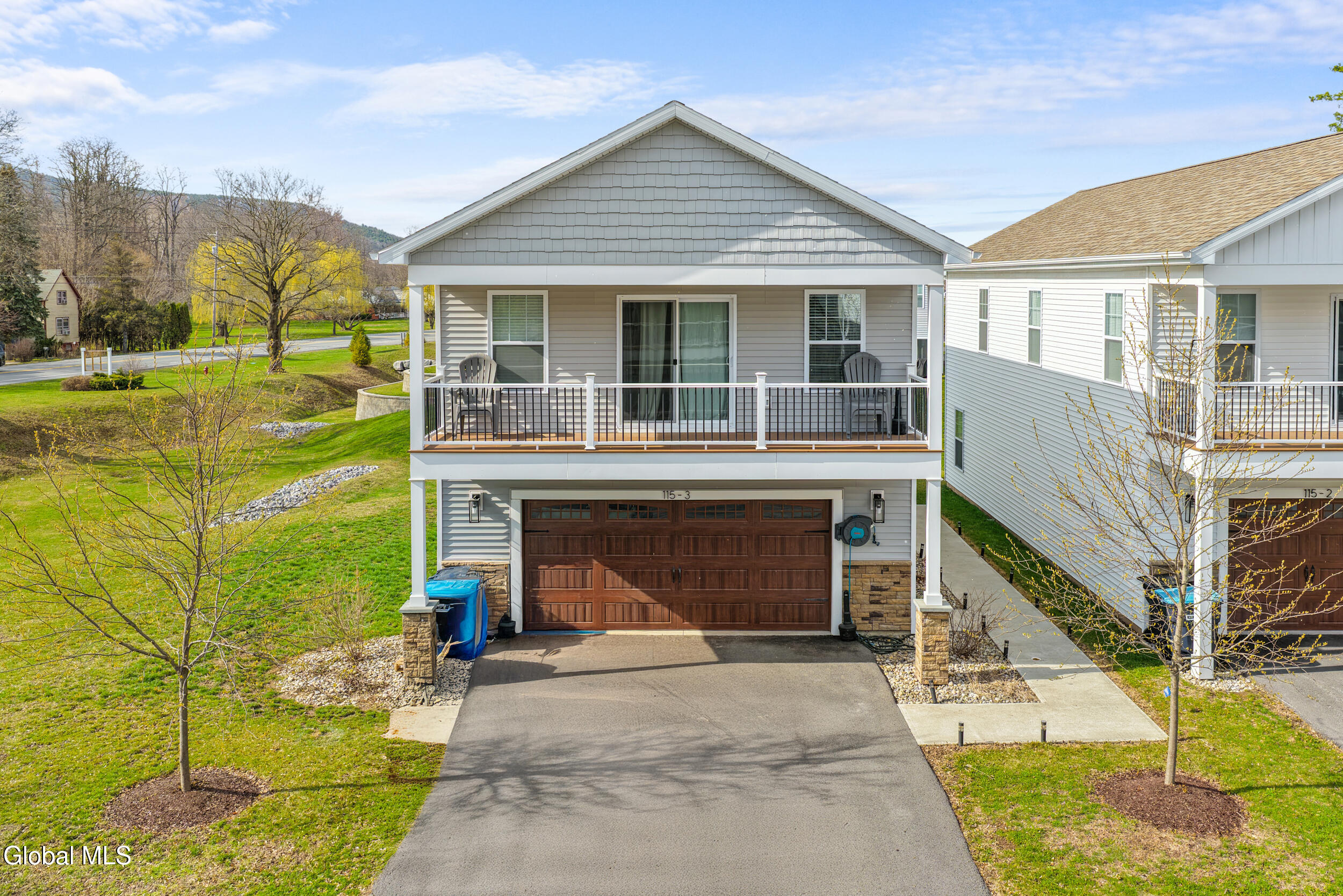 115 Marjorie Lane, Unit 3 — photo