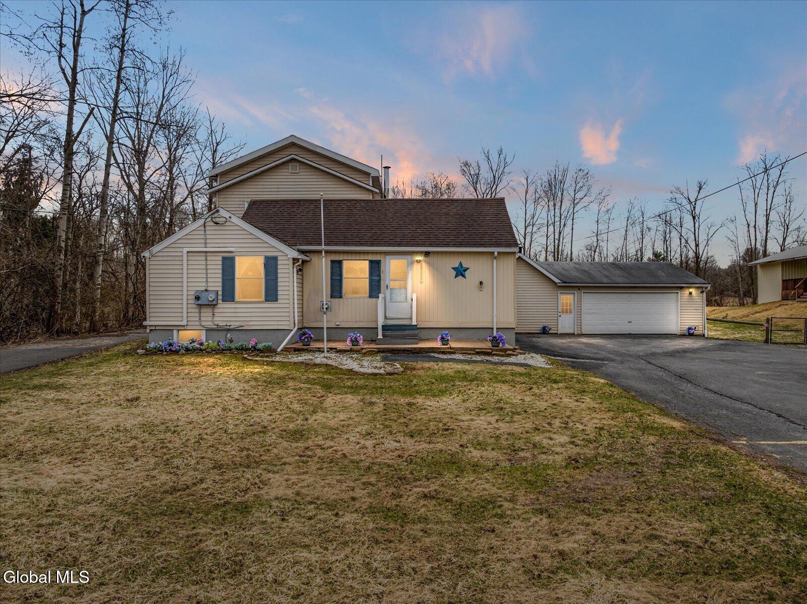 6126 Lowell Road — photo
