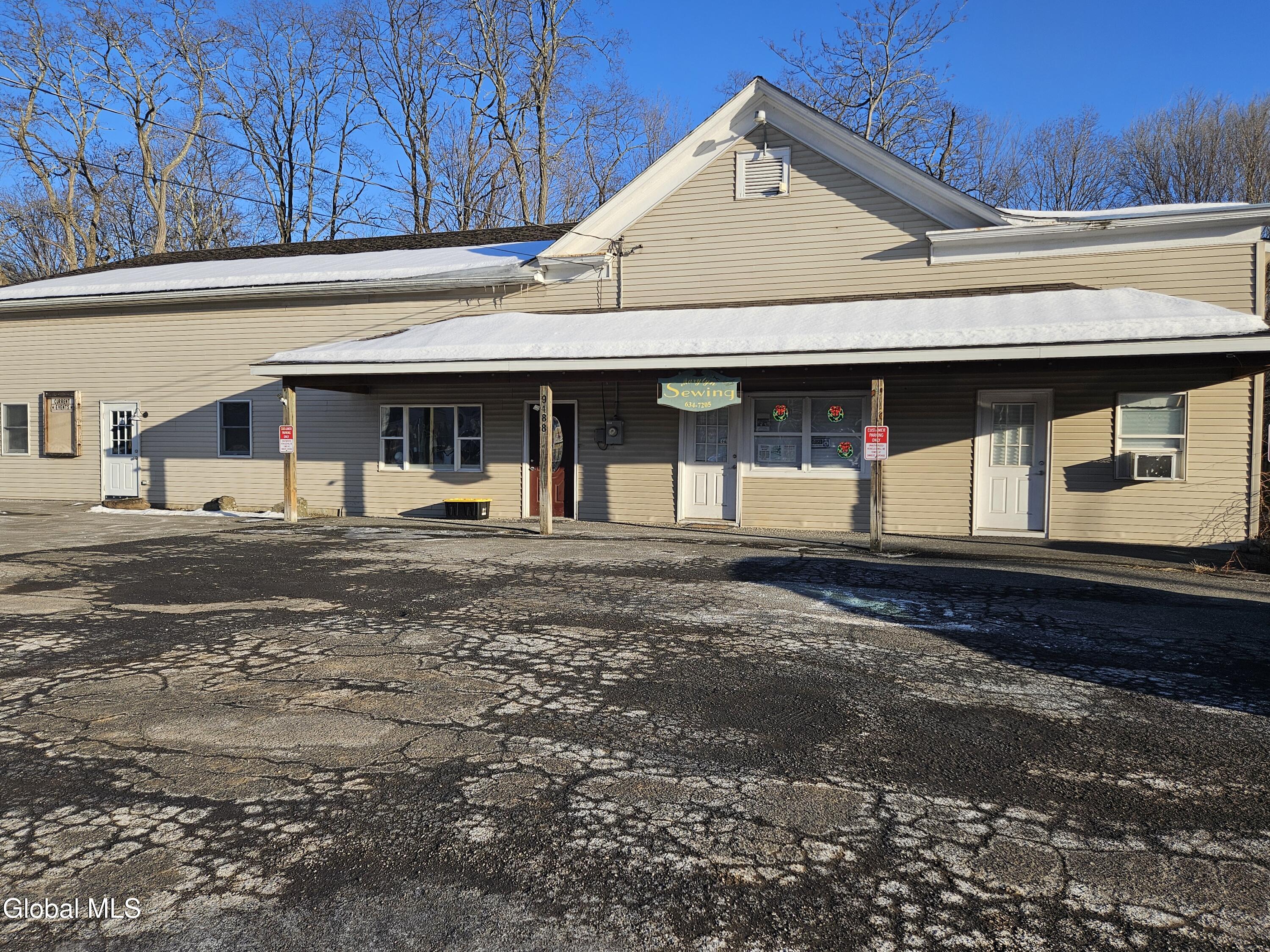9488 Route 32 — photo