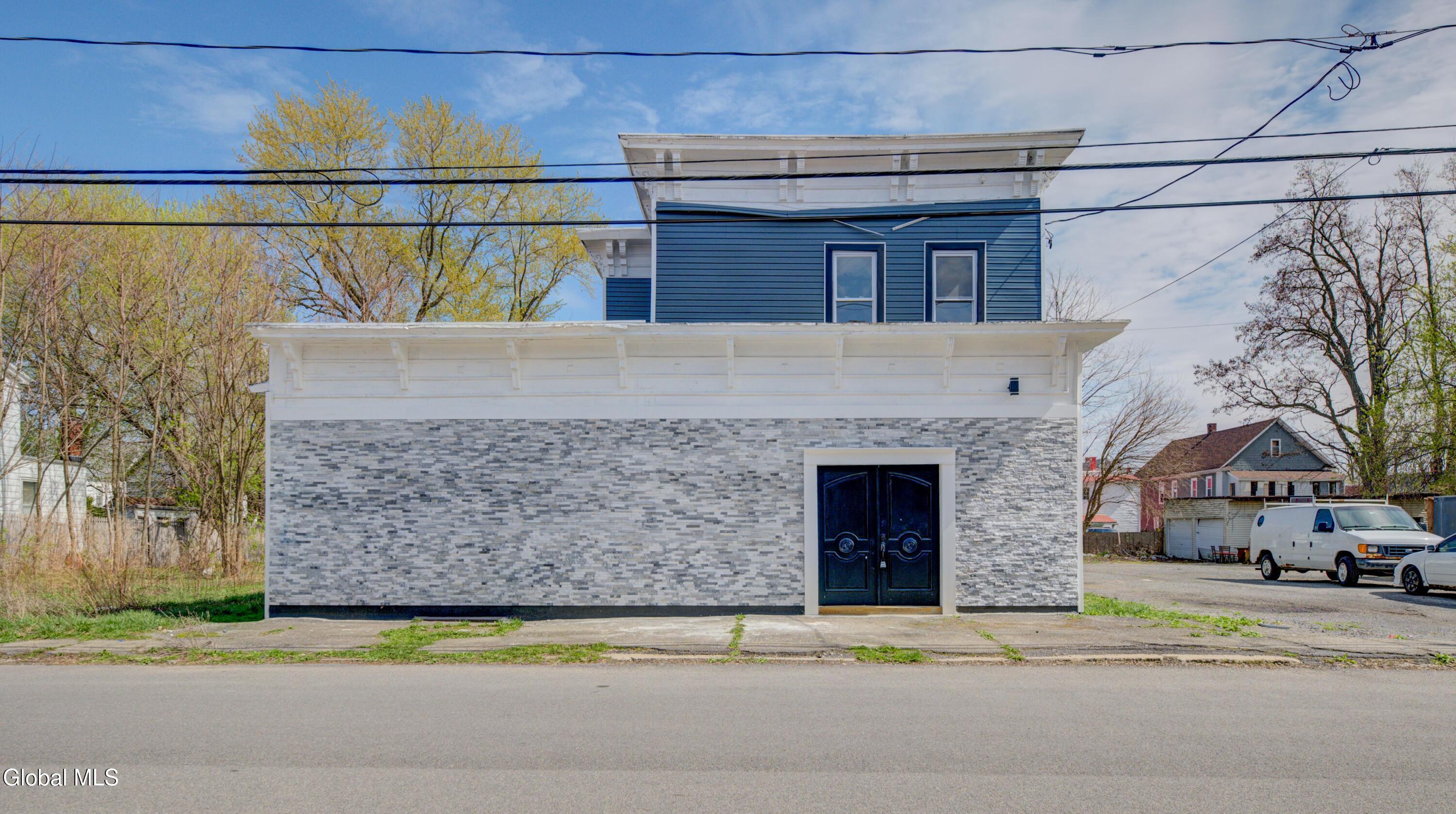 24 Jay Street — photo