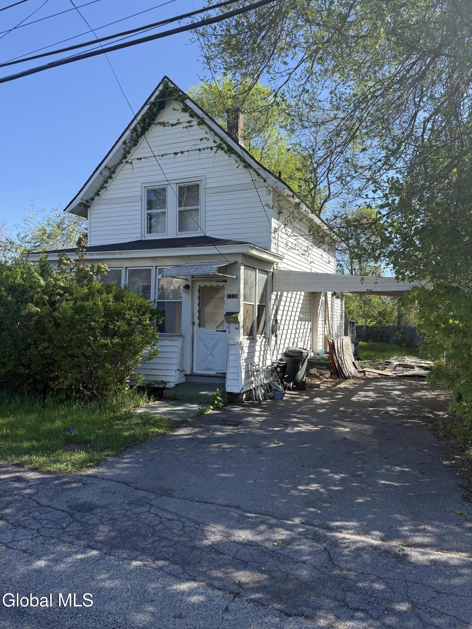 1339 Bradford Street — photo