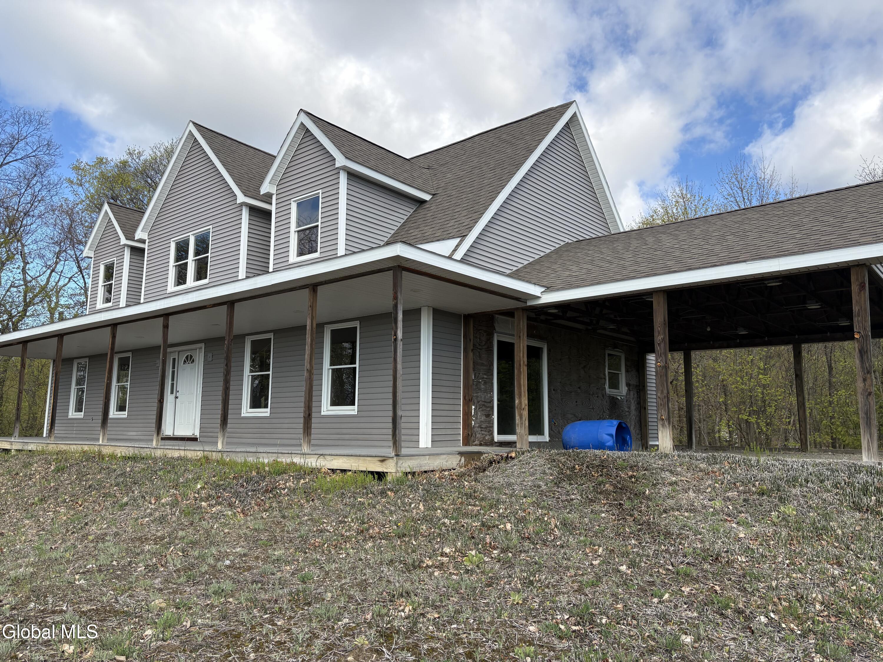 4454 N Main Street — photo