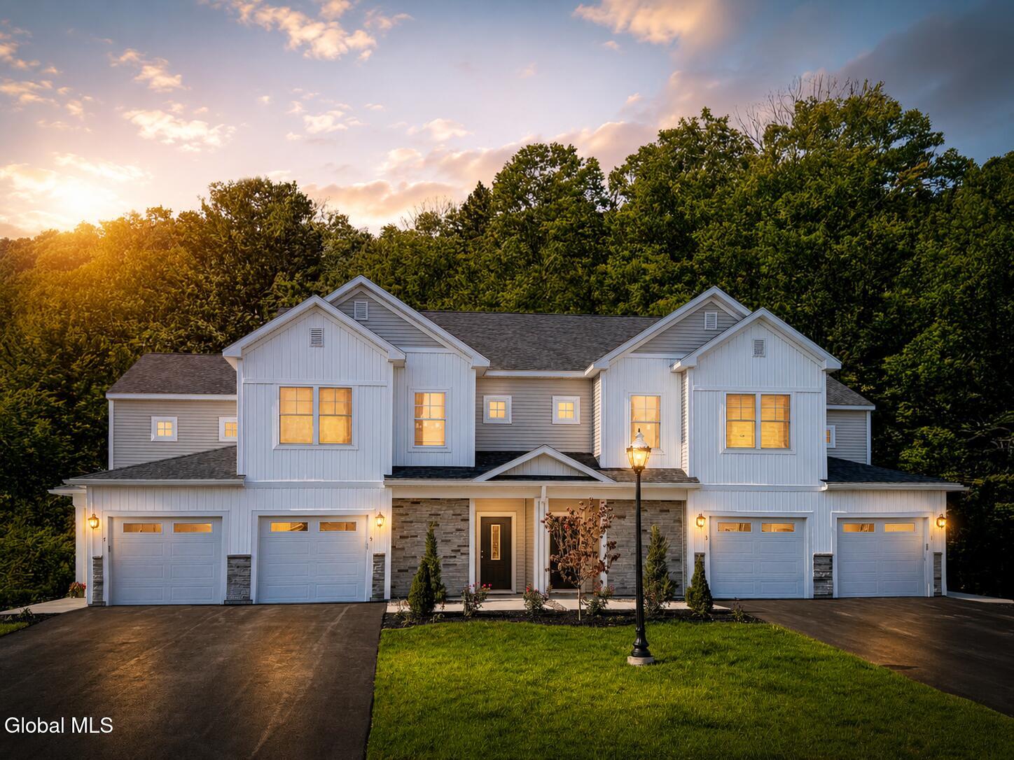38 Reeds Hollow — photo