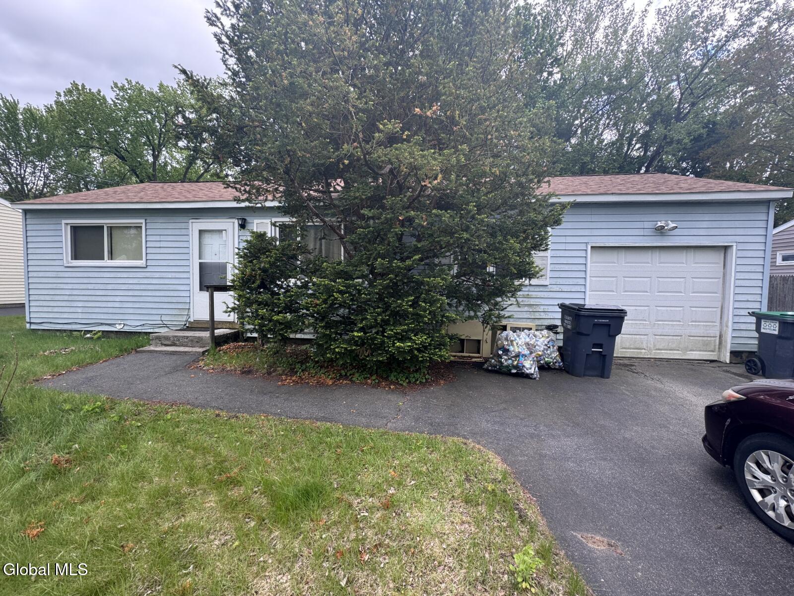 9 Mary Hadge Drive — photo
