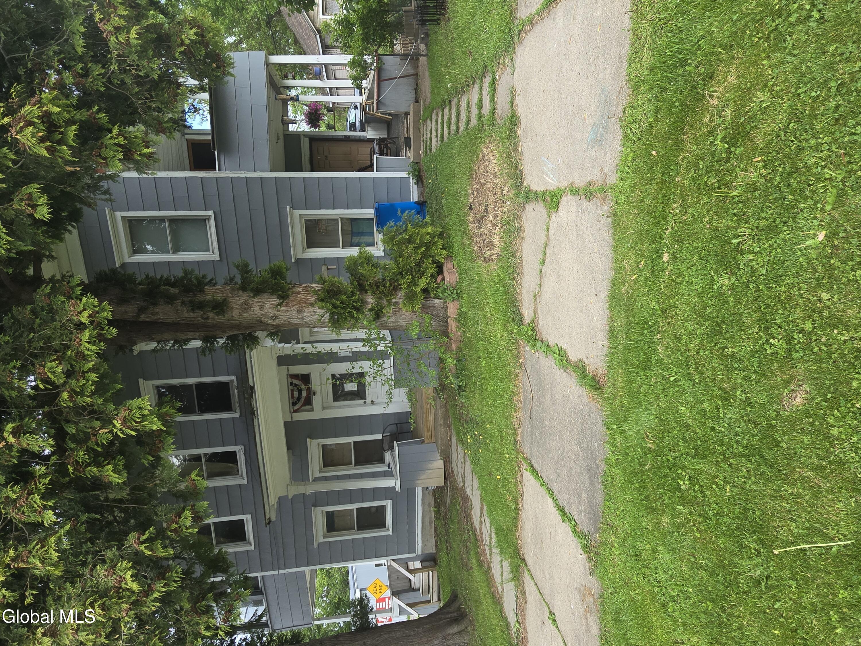 110 Broad Street — photo
