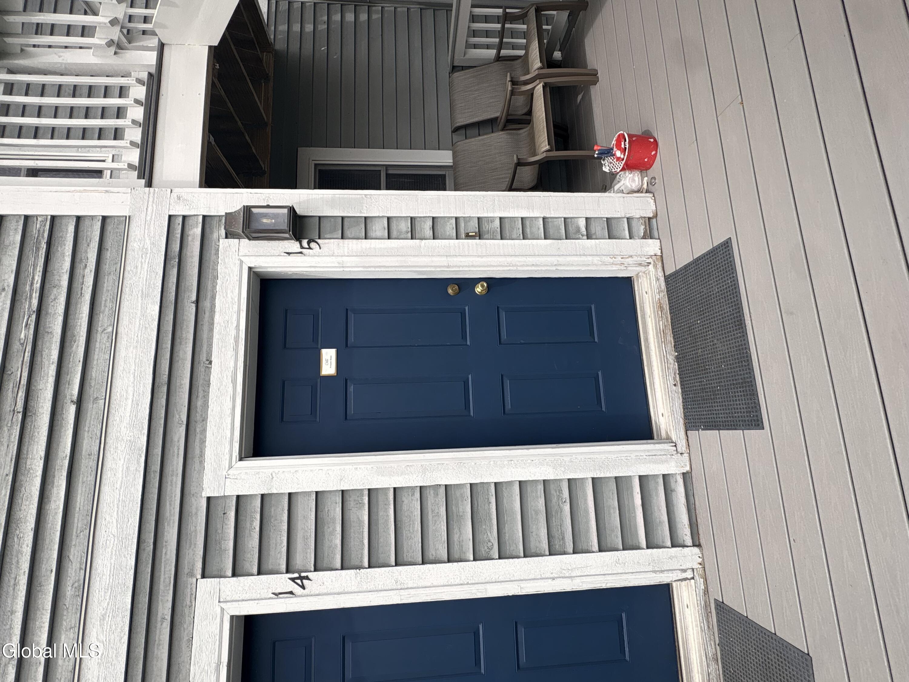 3014 Lake Shore Drive, 15D — photo