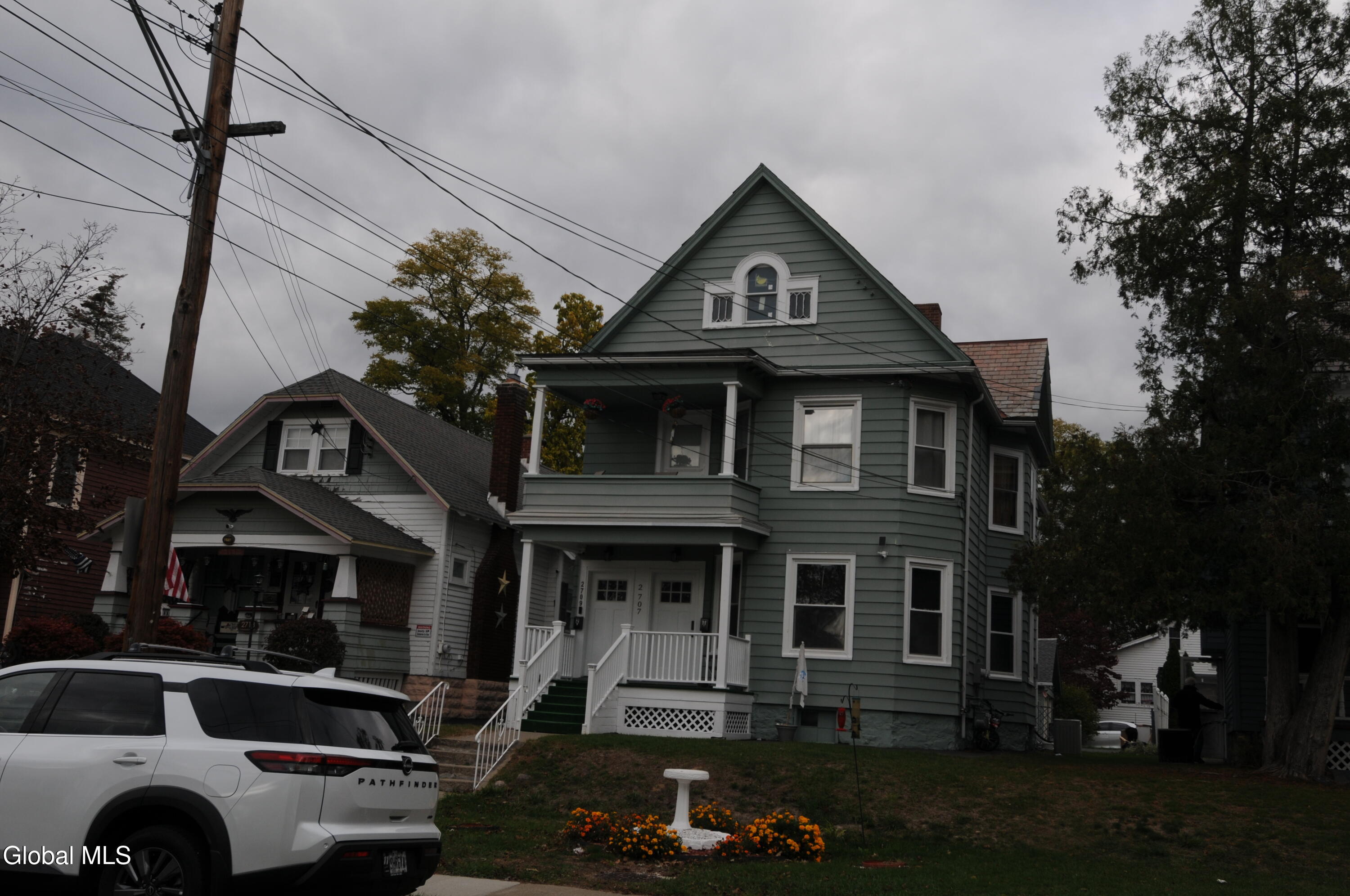2007 Campbell Avenue, 2 — photo