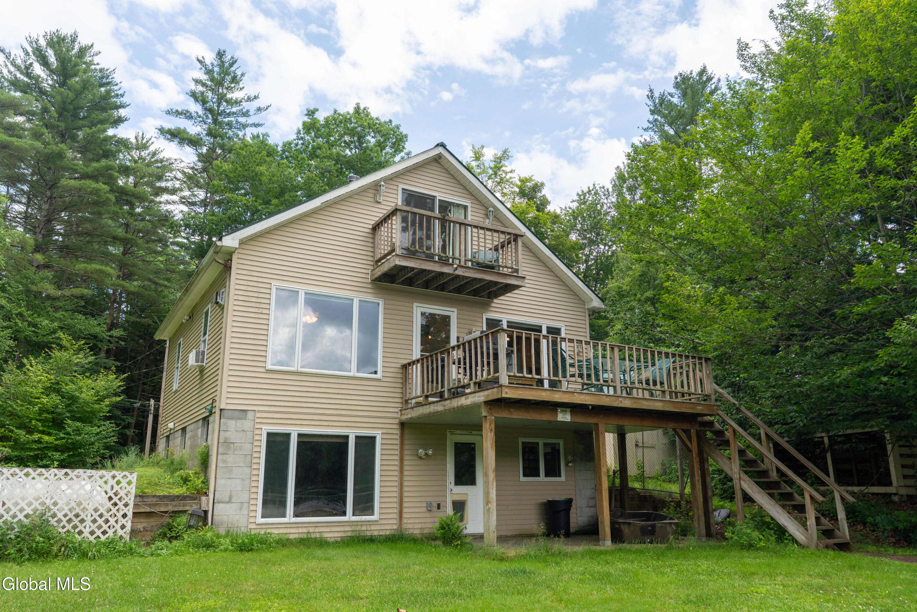 2 Birch Court — photo